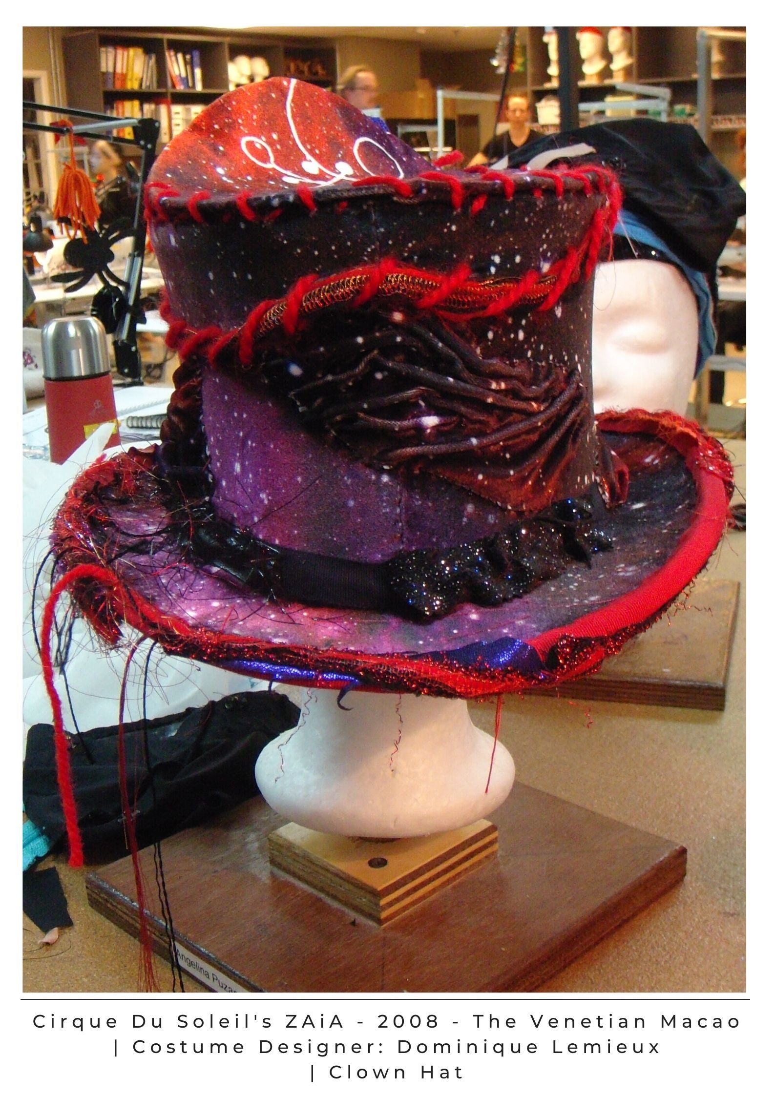 Cirque Du Soleil Zaia Entertainment Industry Theatre Movie Work Costume Construction Work Seamstress Draper