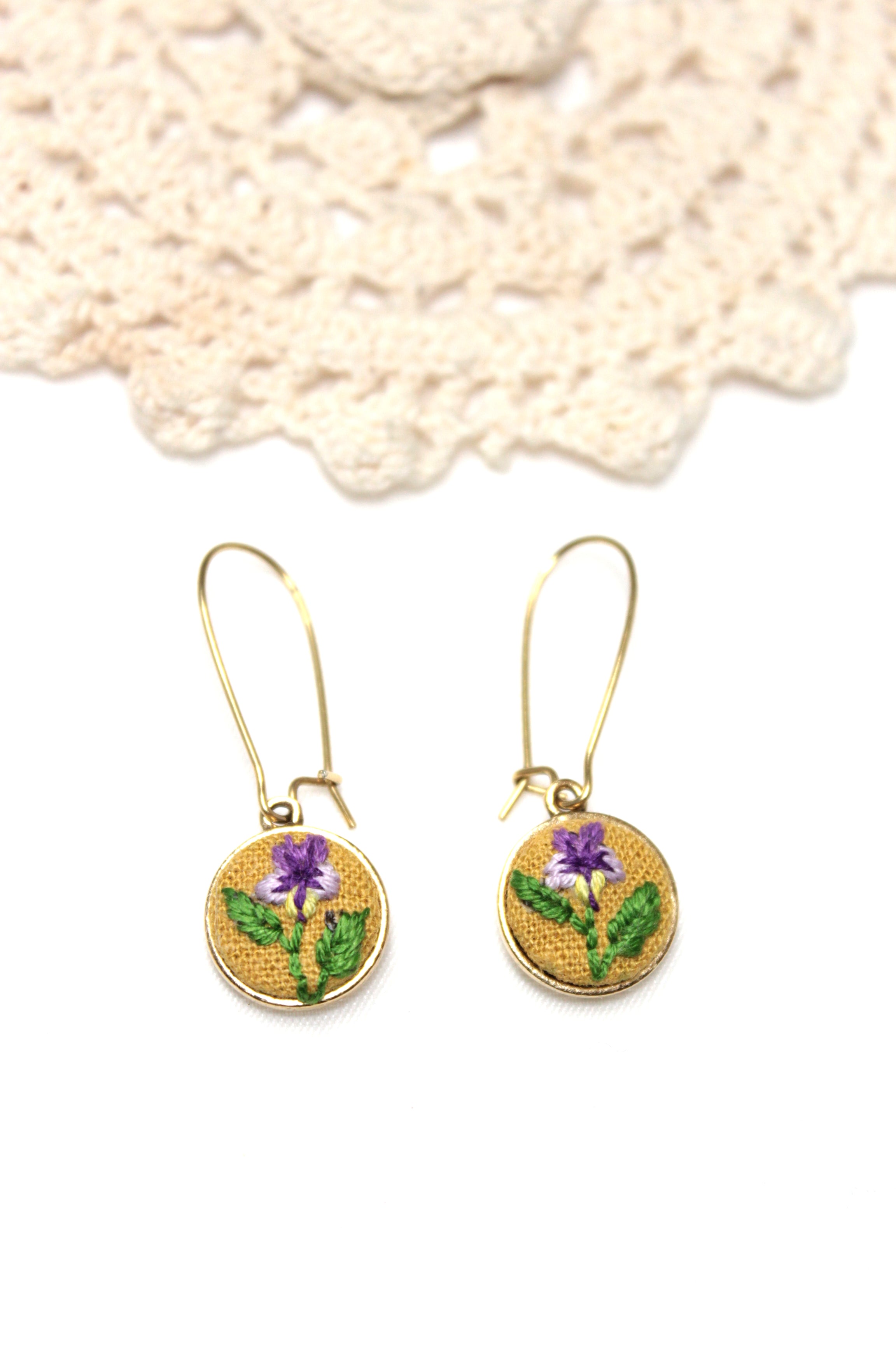 My Pretty Babi Embroidery Purple Flower Kidney Gold Earrings