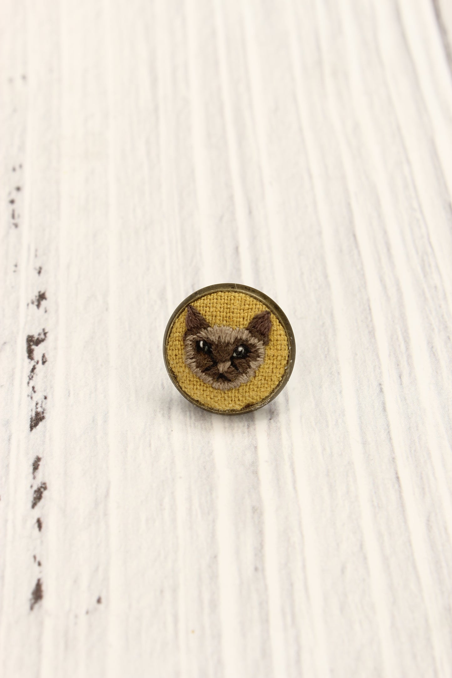 Embroidery Siamese Cat Studs #65
