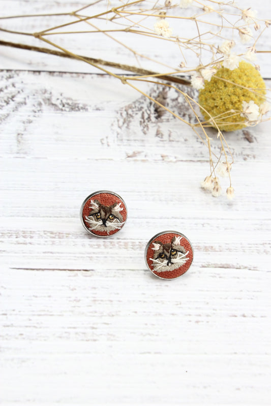 Embroidery Maine Coon Studs #41A