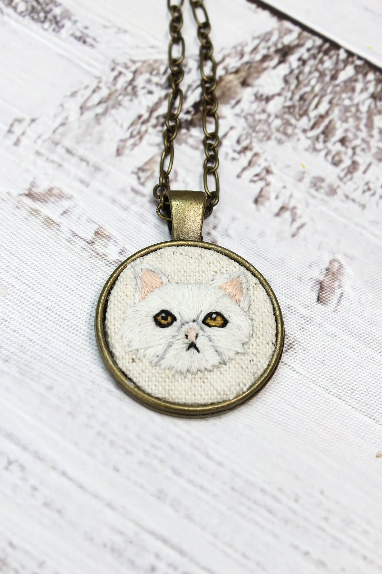 Embroidery White Cat Necklace #37