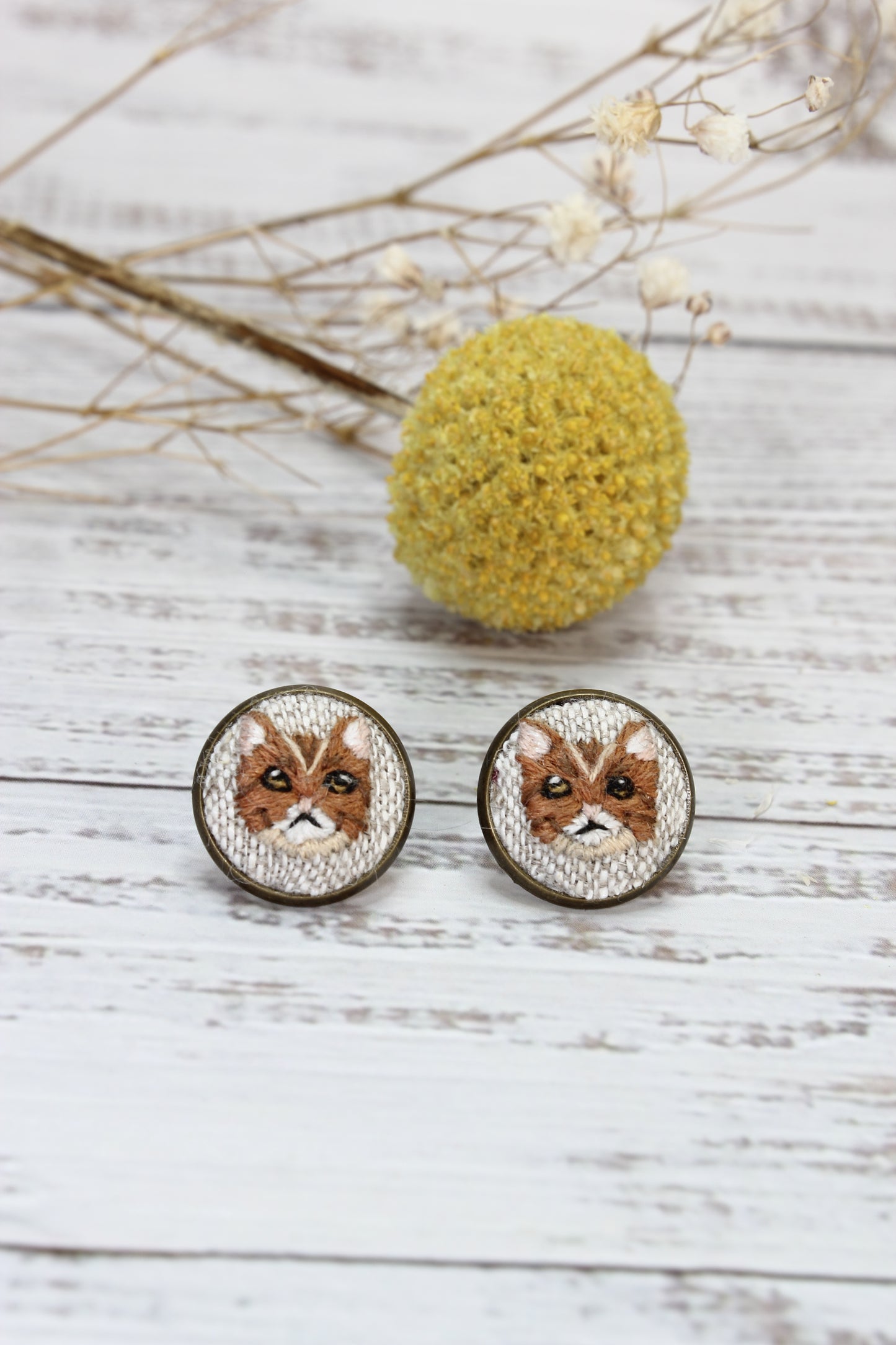 Embroidery Orange Cat Studs #52