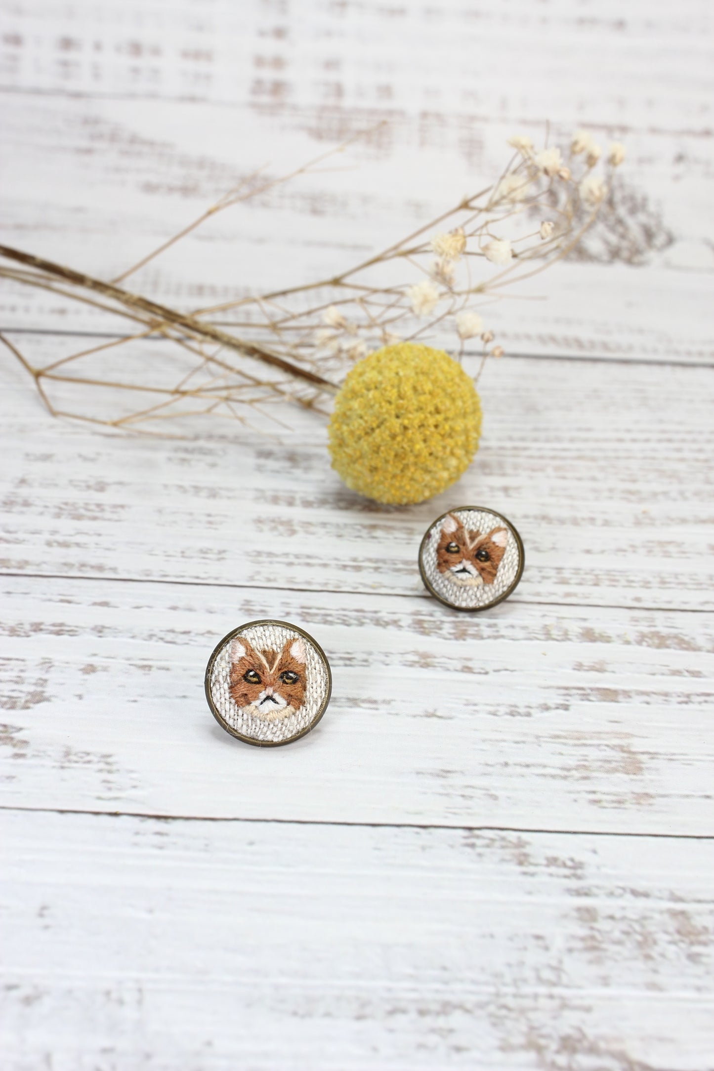 Embroidery Orange Cat Studs #52