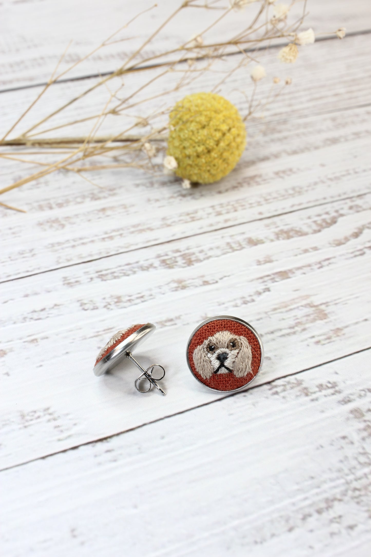 Embroidery Cocker Spaniel Studs #200