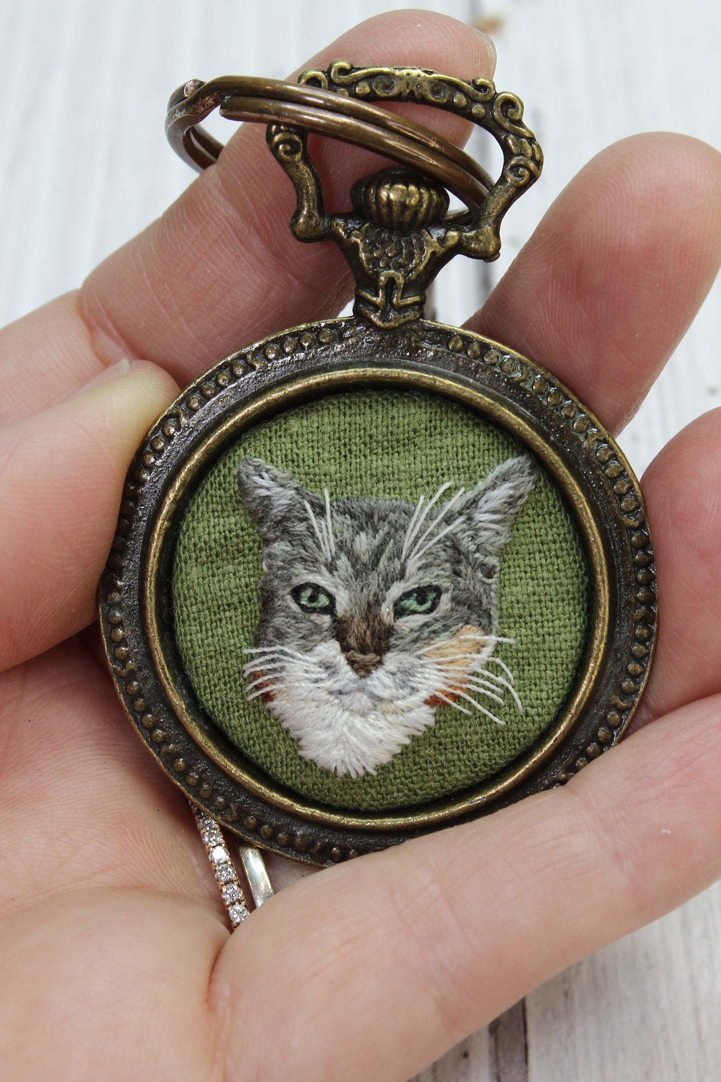 Embroidery Cat | Antique Watch Keyring