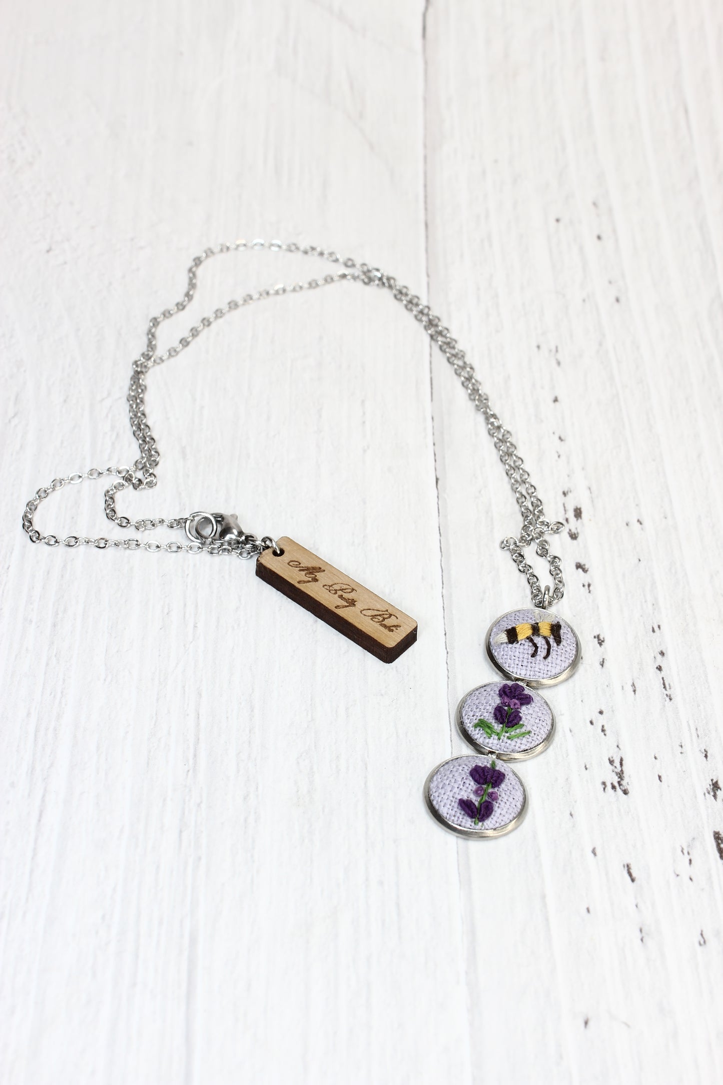 Embroidery Bee & Flower Necklace