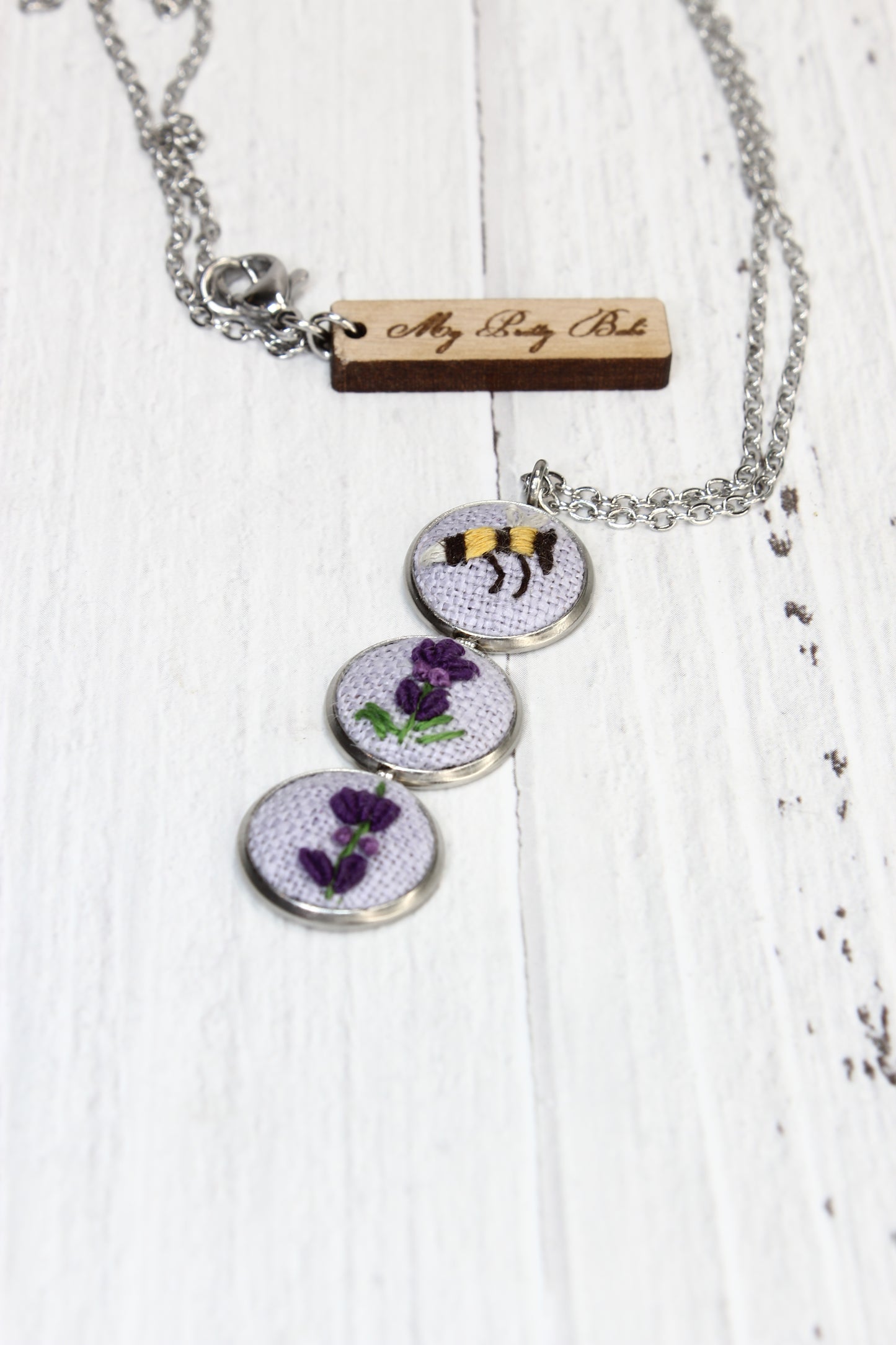 Embroidery Bee & Flower Necklace