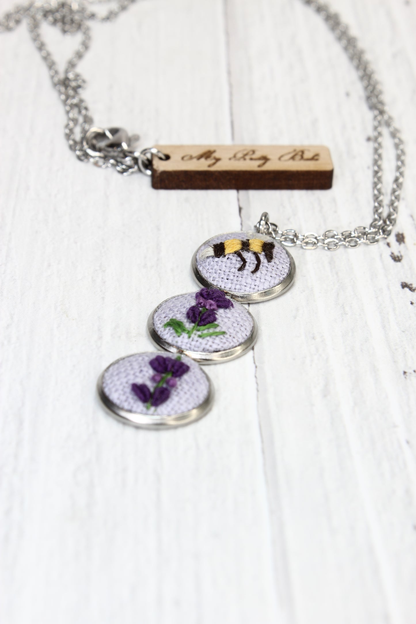 Embroidery Bee & Flower Necklace