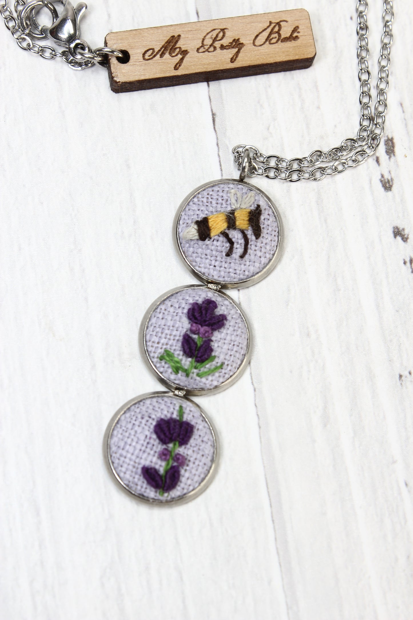 Embroidery Bee & Flower Necklace