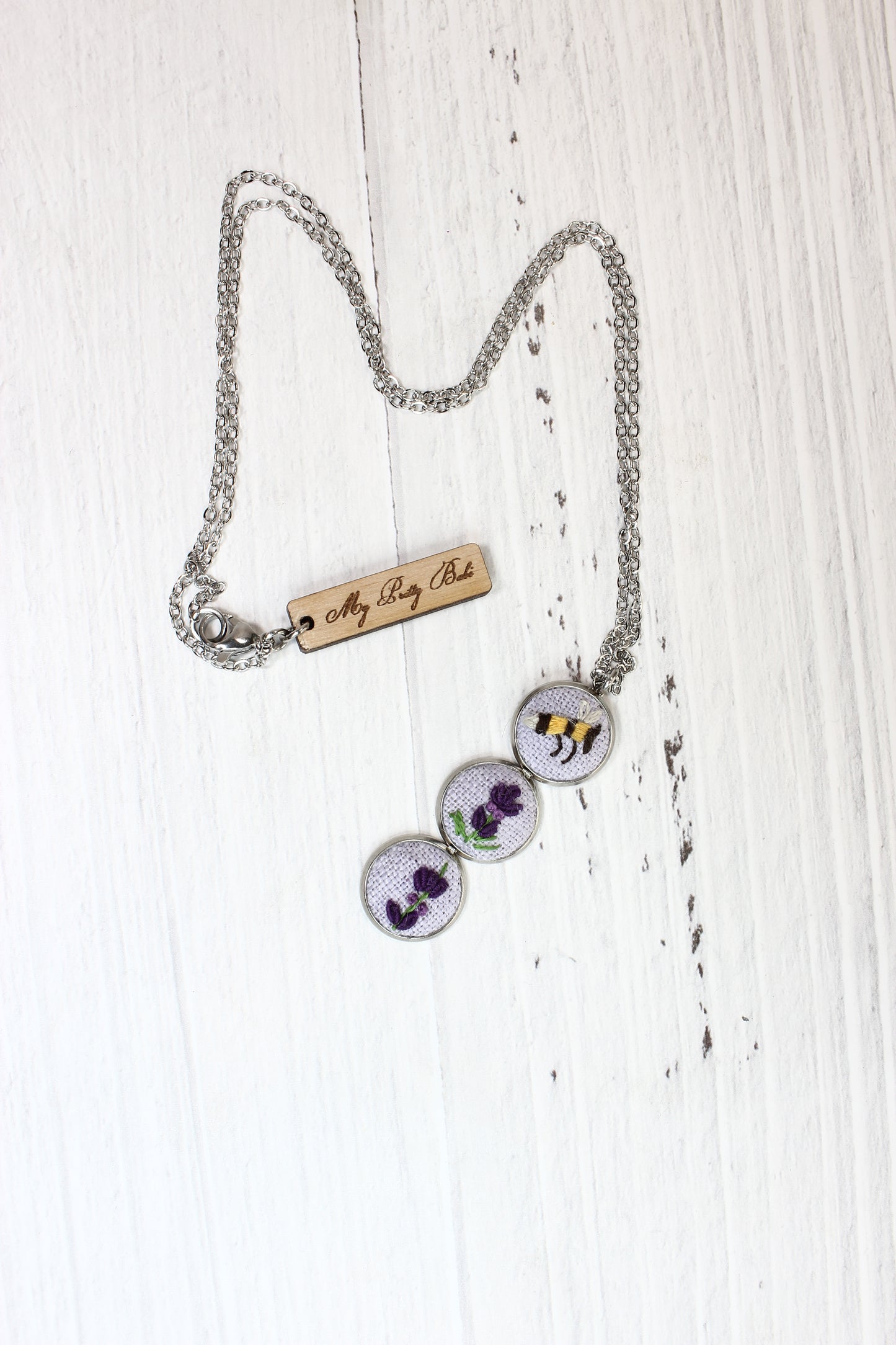 Embroidery Bee & Flower Necklace