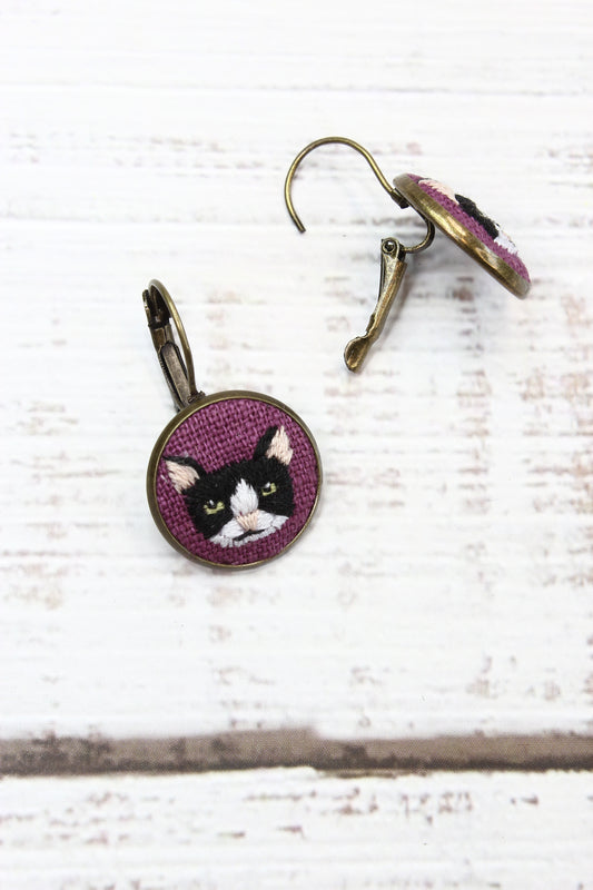 Embroidery Black & White Cat Earrings #24A