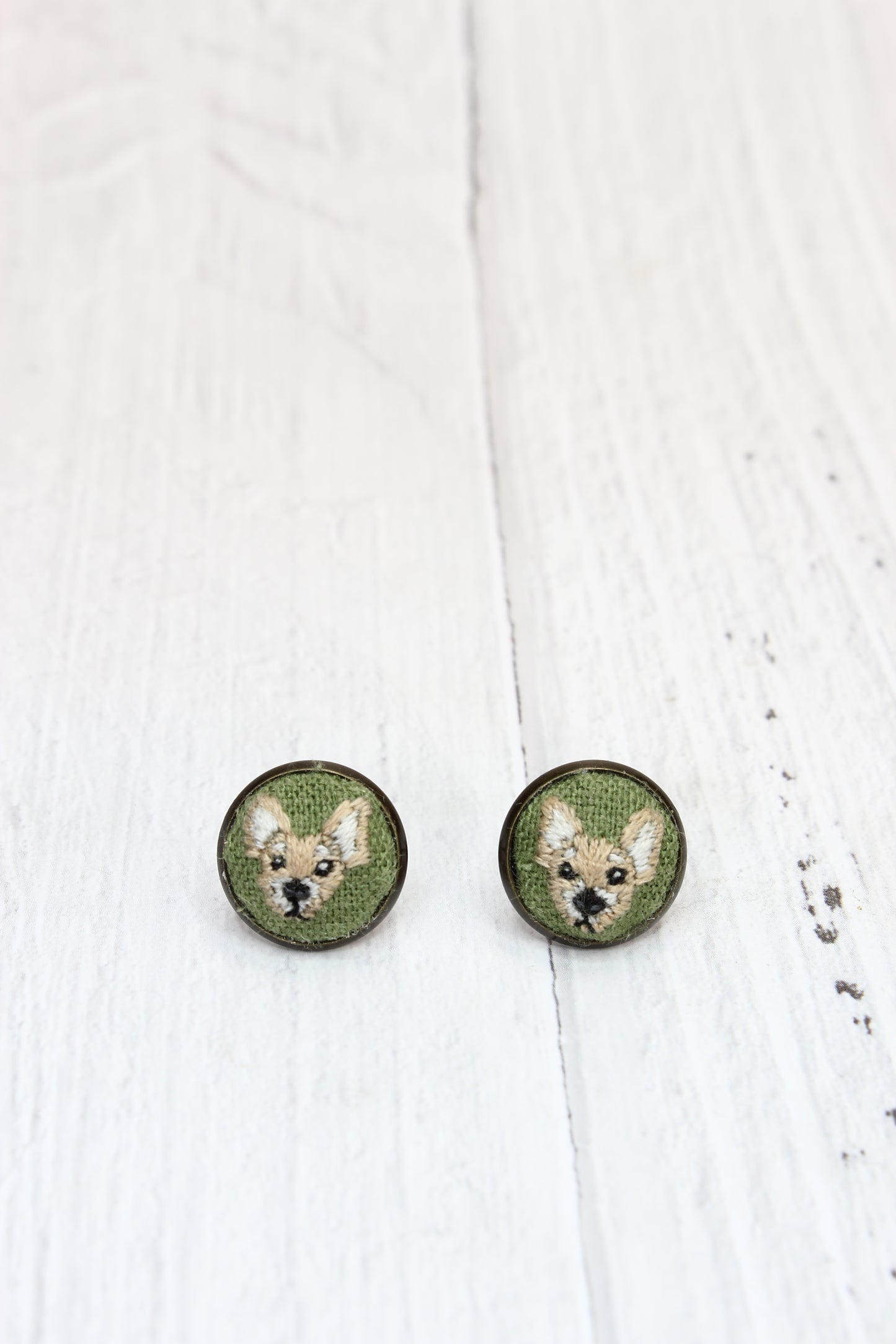 Embroidery Chihuahua Studs #221A