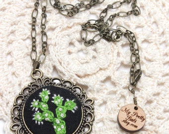 My Pretty Babi Embroidery Cactus Necklace