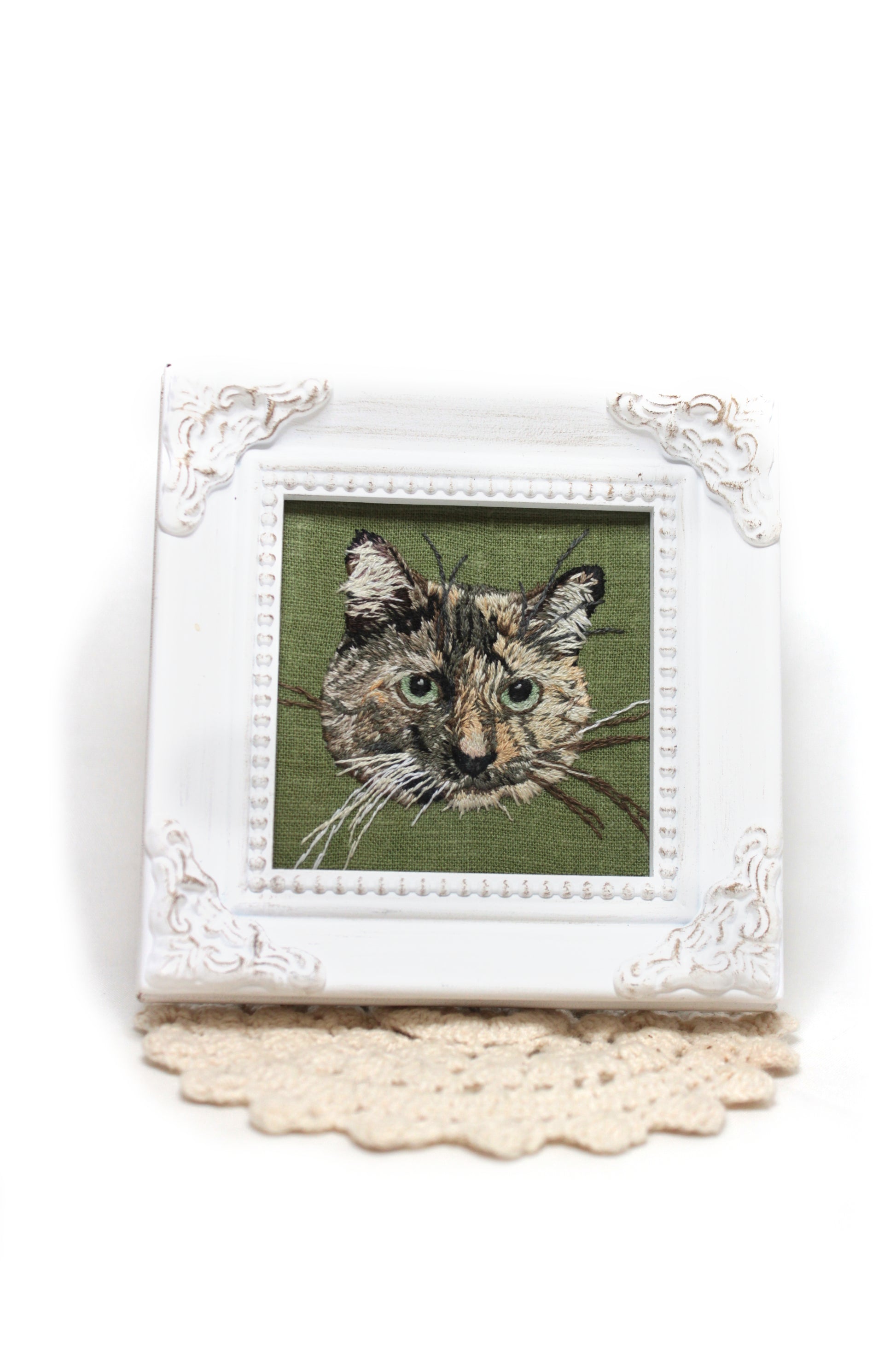 Embroidery Custom Pet Portrait White Wood Frame