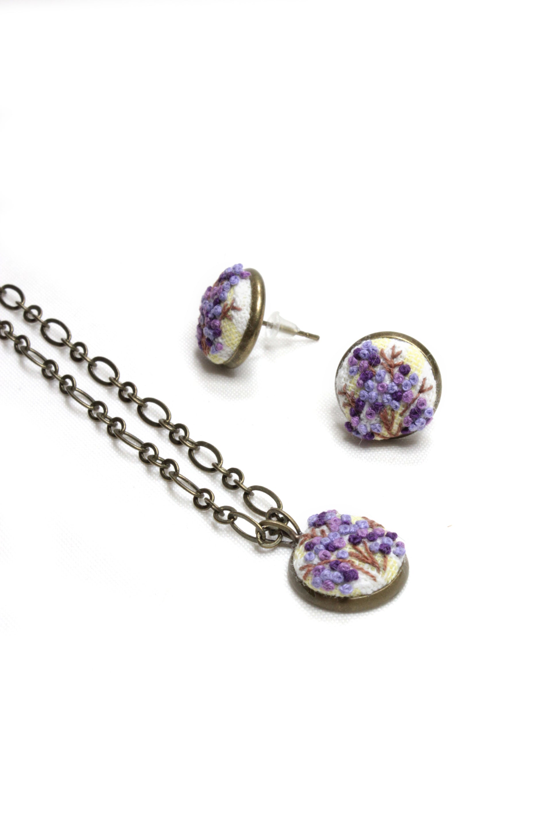 Embroidery Necklace Earrings Gift Set