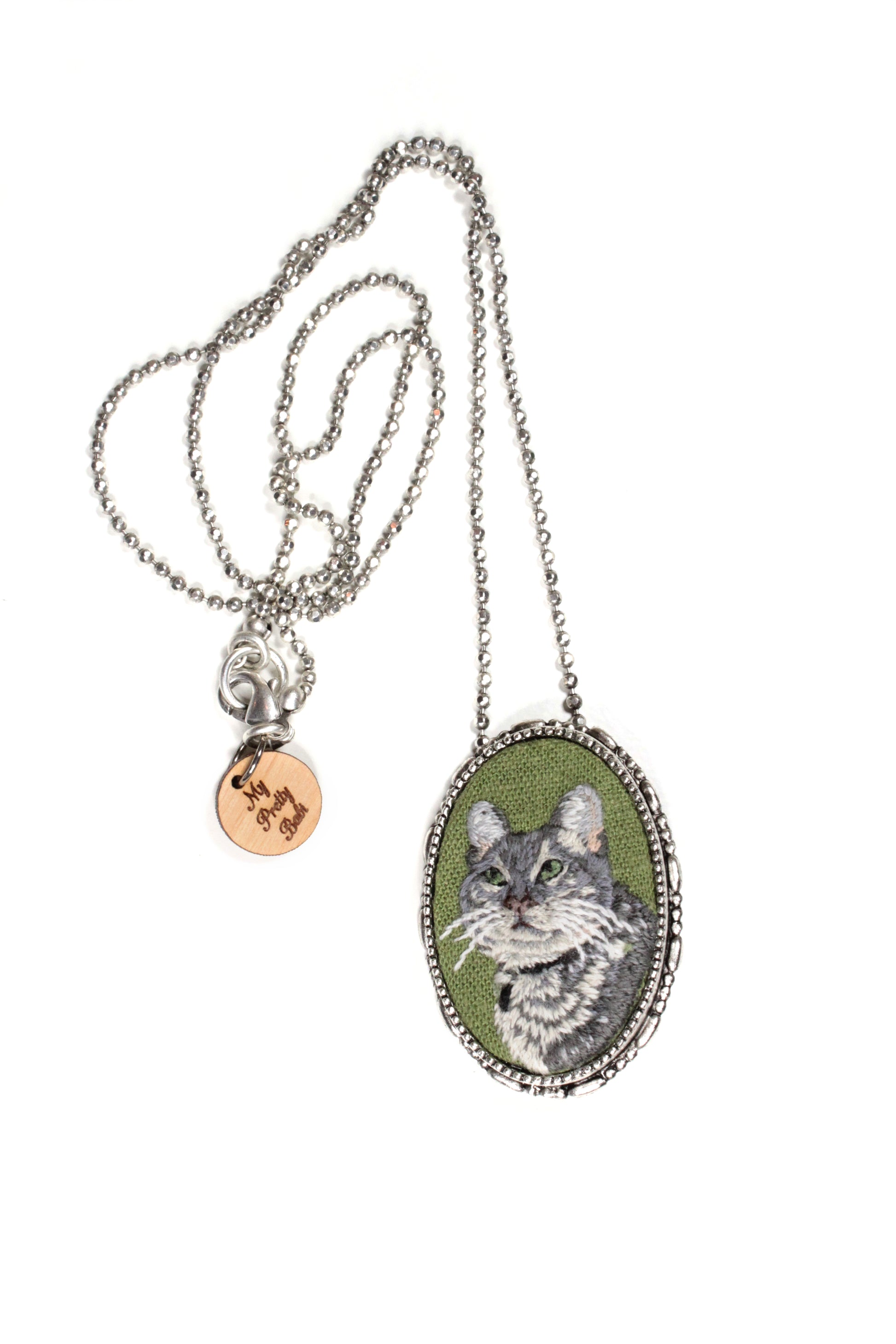 Embroidery Custom Pet Portrait Necklace Brooch