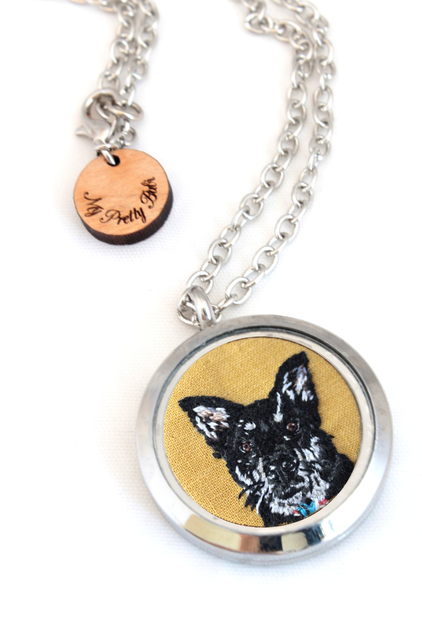 Embroidery Custom Pet Dog Portrait Locket Necklace