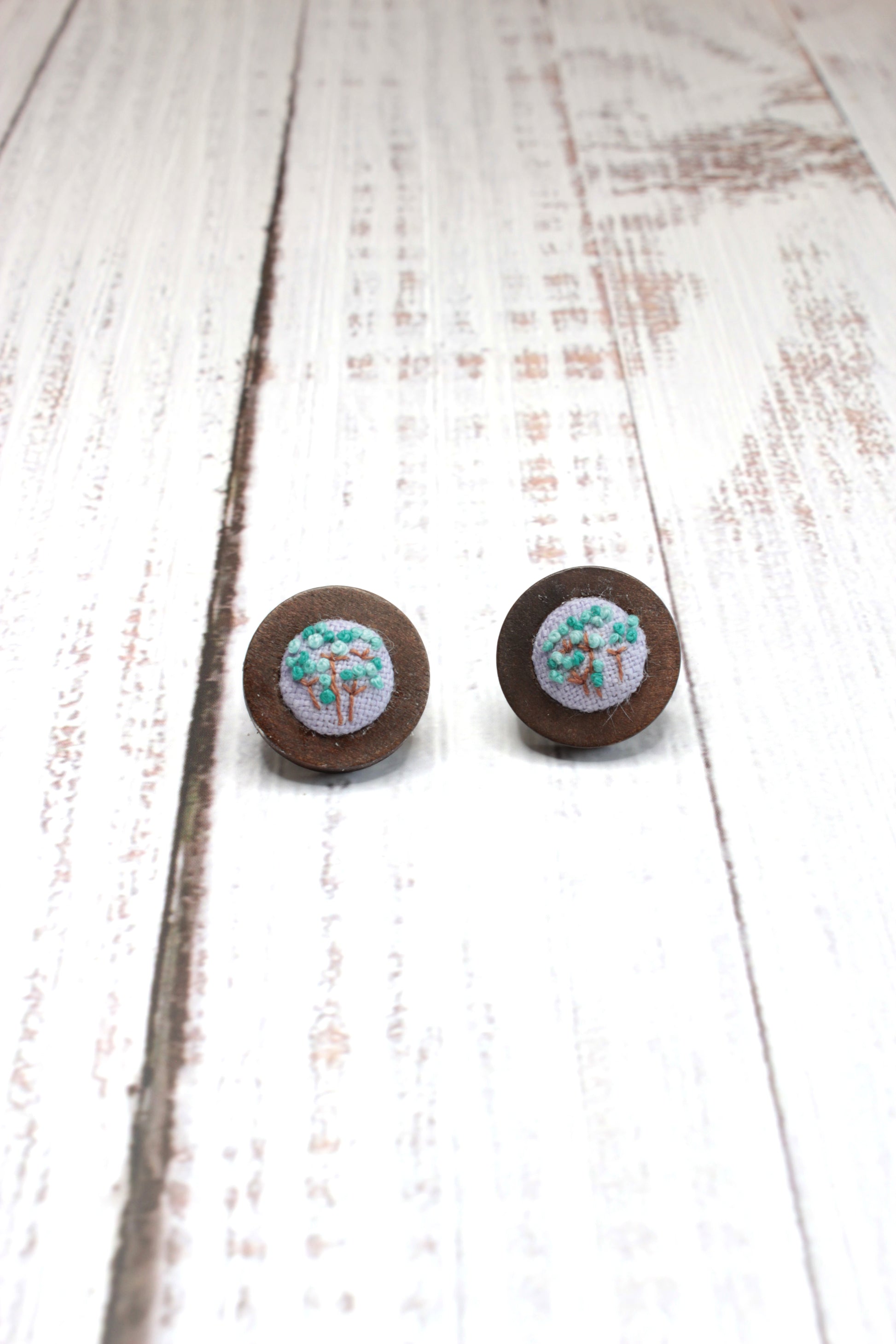 Embroidery Green Flower Studs Earrings