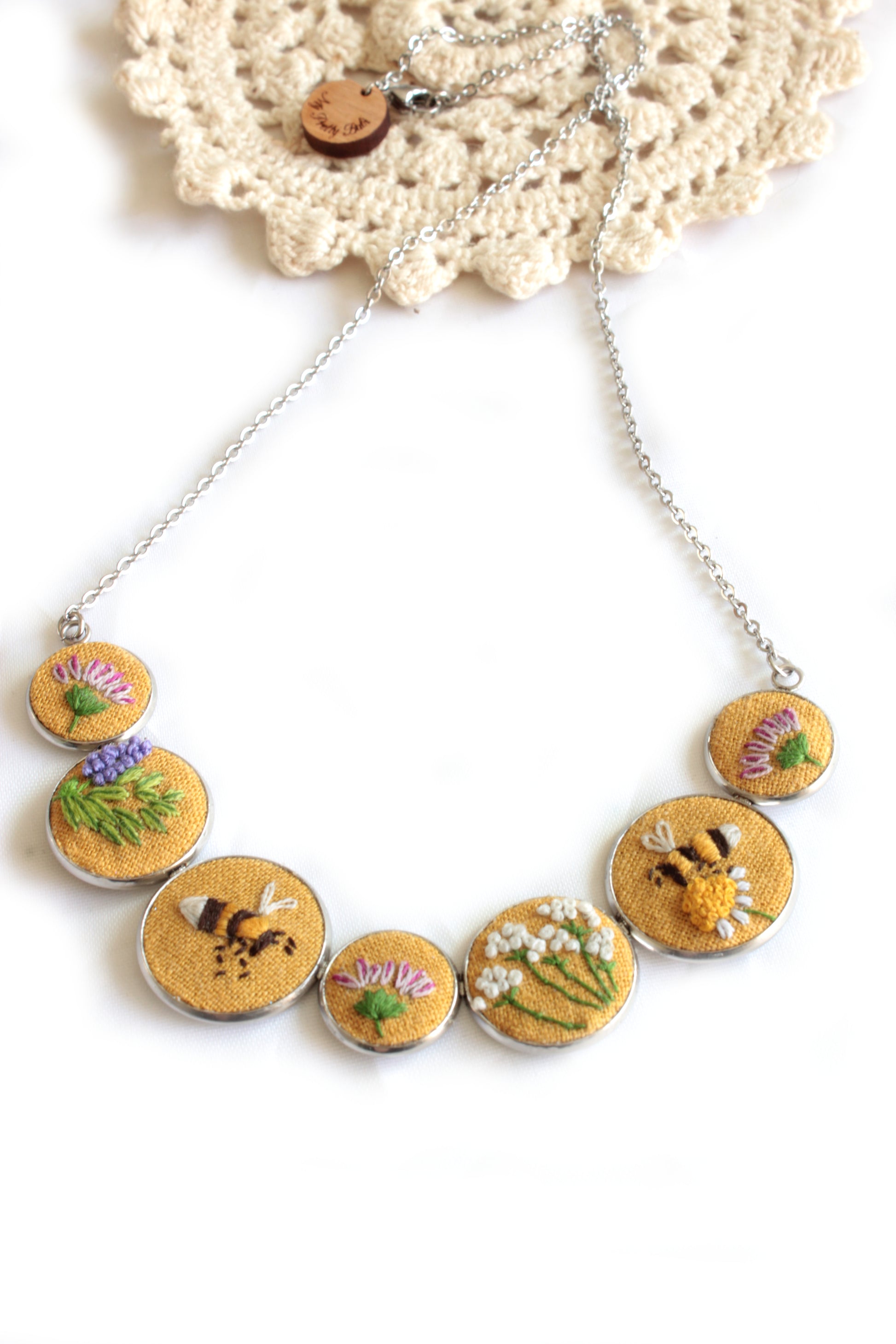Embroidery Bees & Flowers Necklace