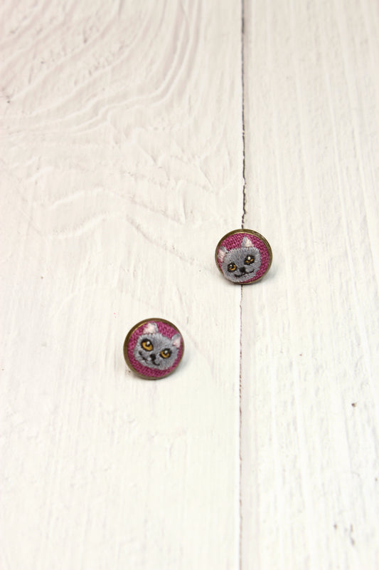 Embroidery Gray Cat Studs #51