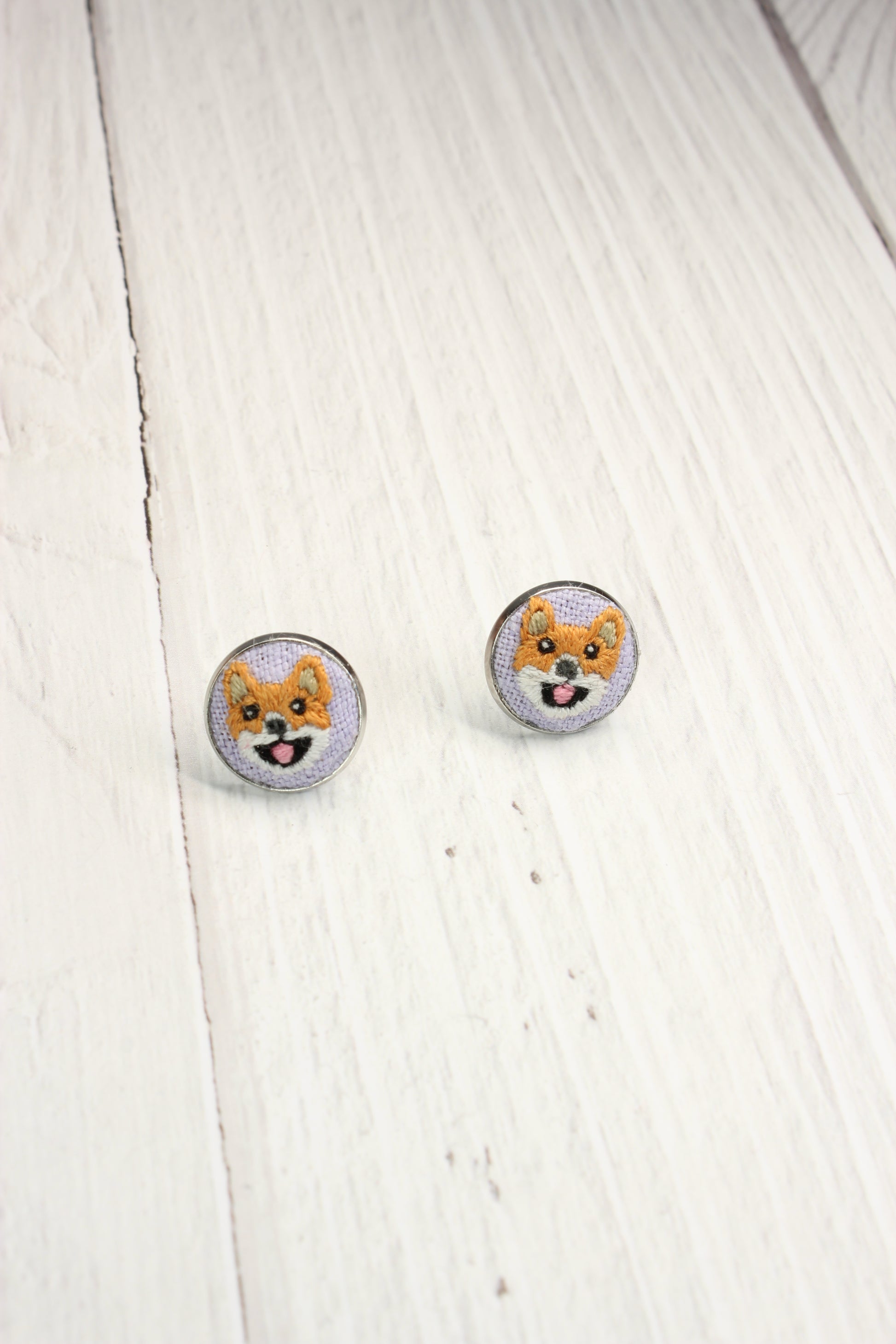 Embroidery Shiba Studs Earrings