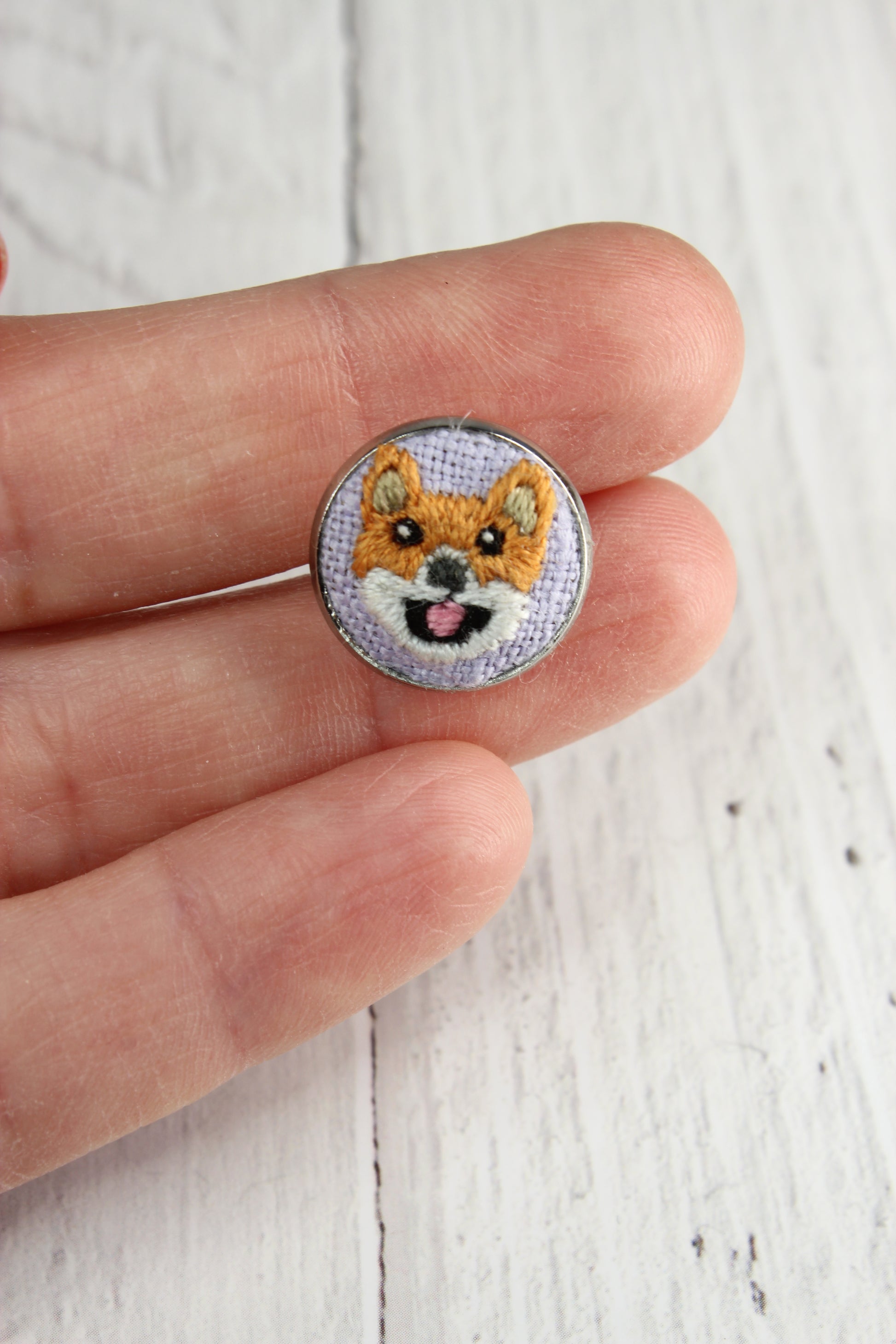 Embroidery Shiba Studs Earrings
