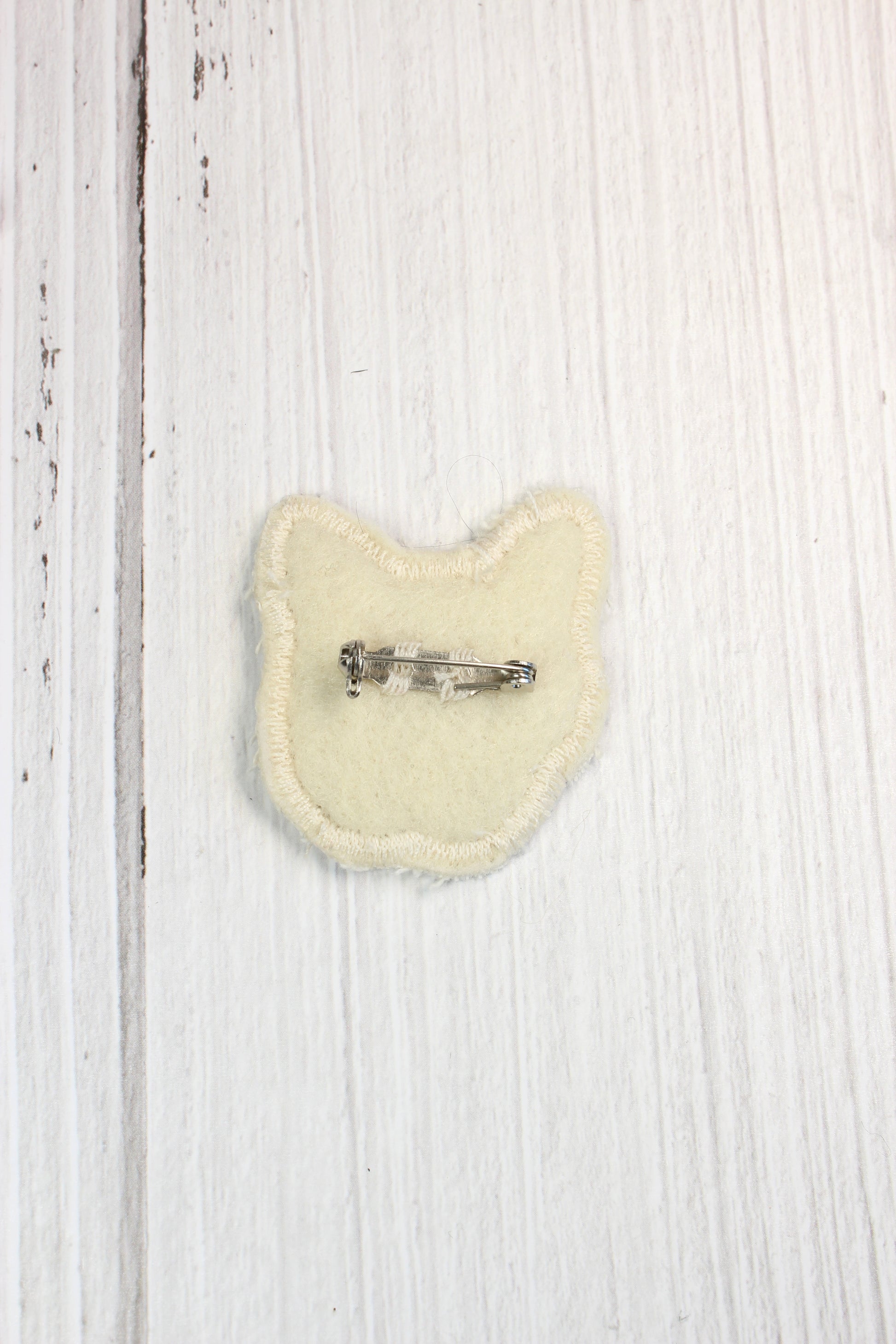 Embroidery Cat Brooch