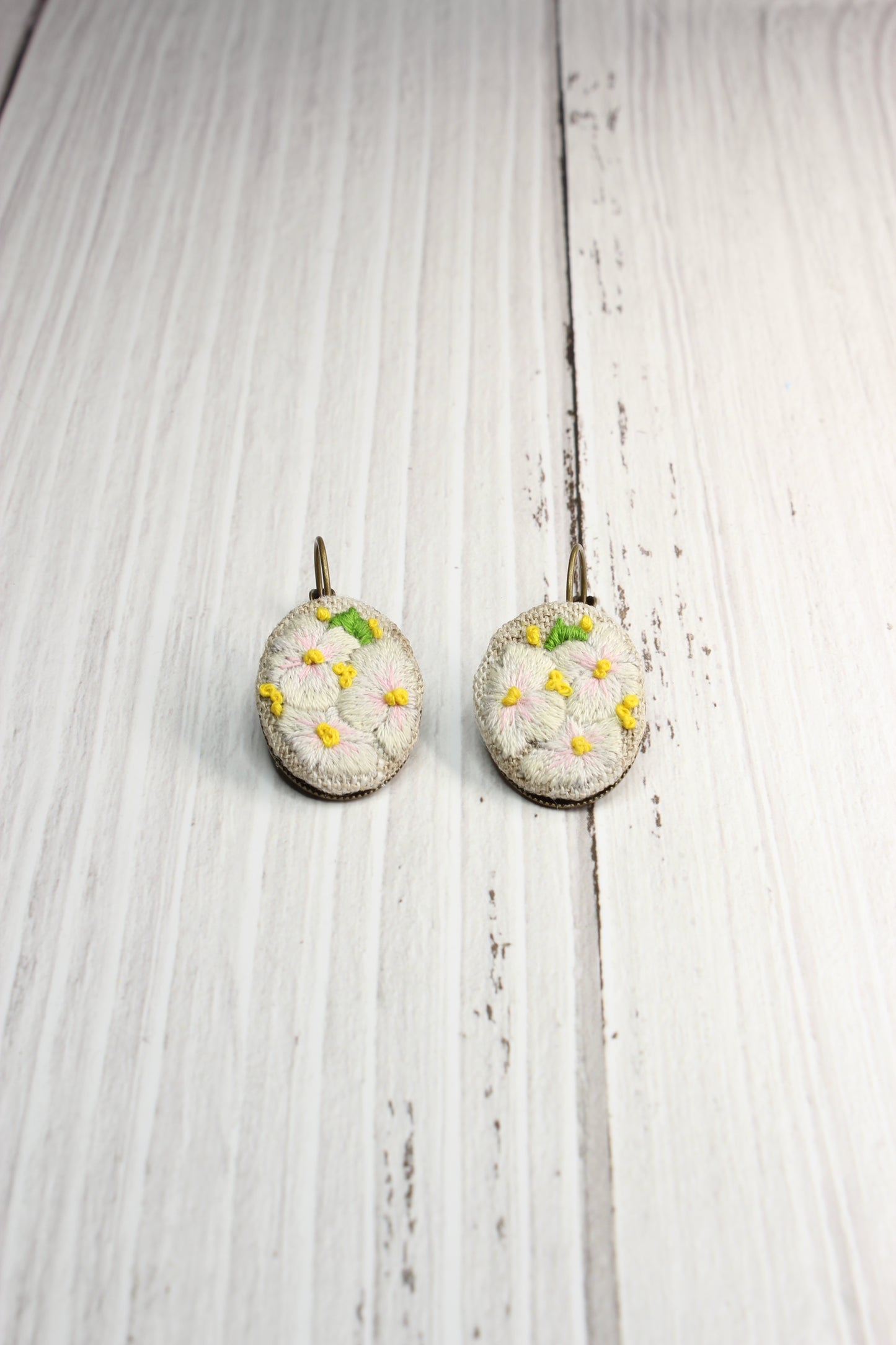 Embroidery White Pansies Wire Earrings