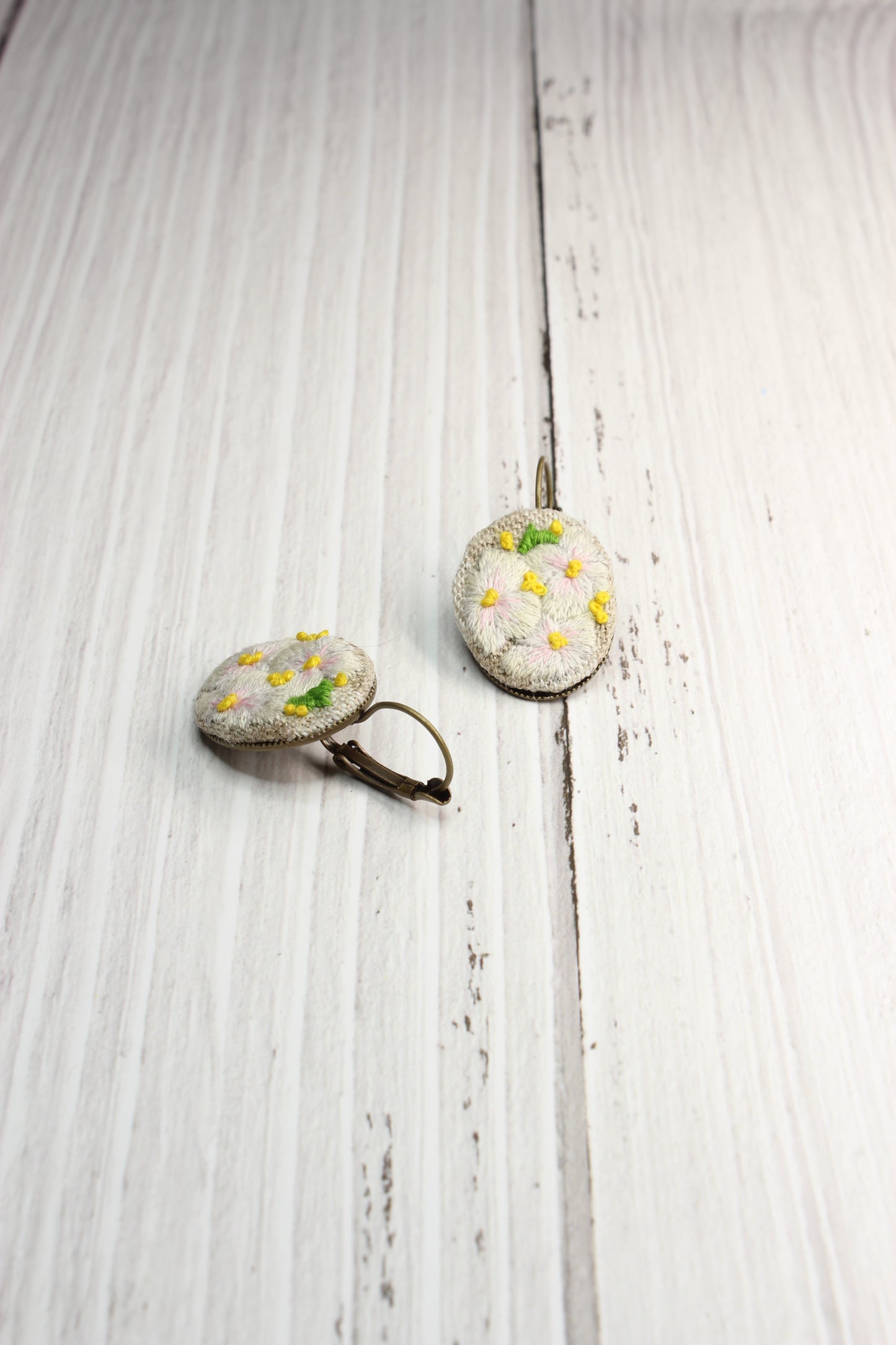Embroidery White Pansies Wire Earrings