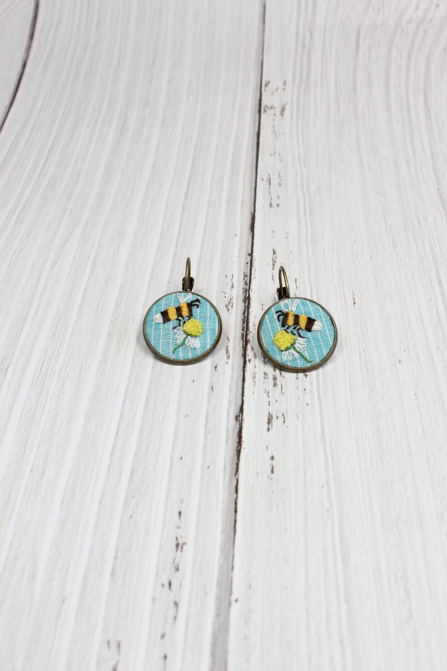 Embroidery Bee & Daisy Earrings
