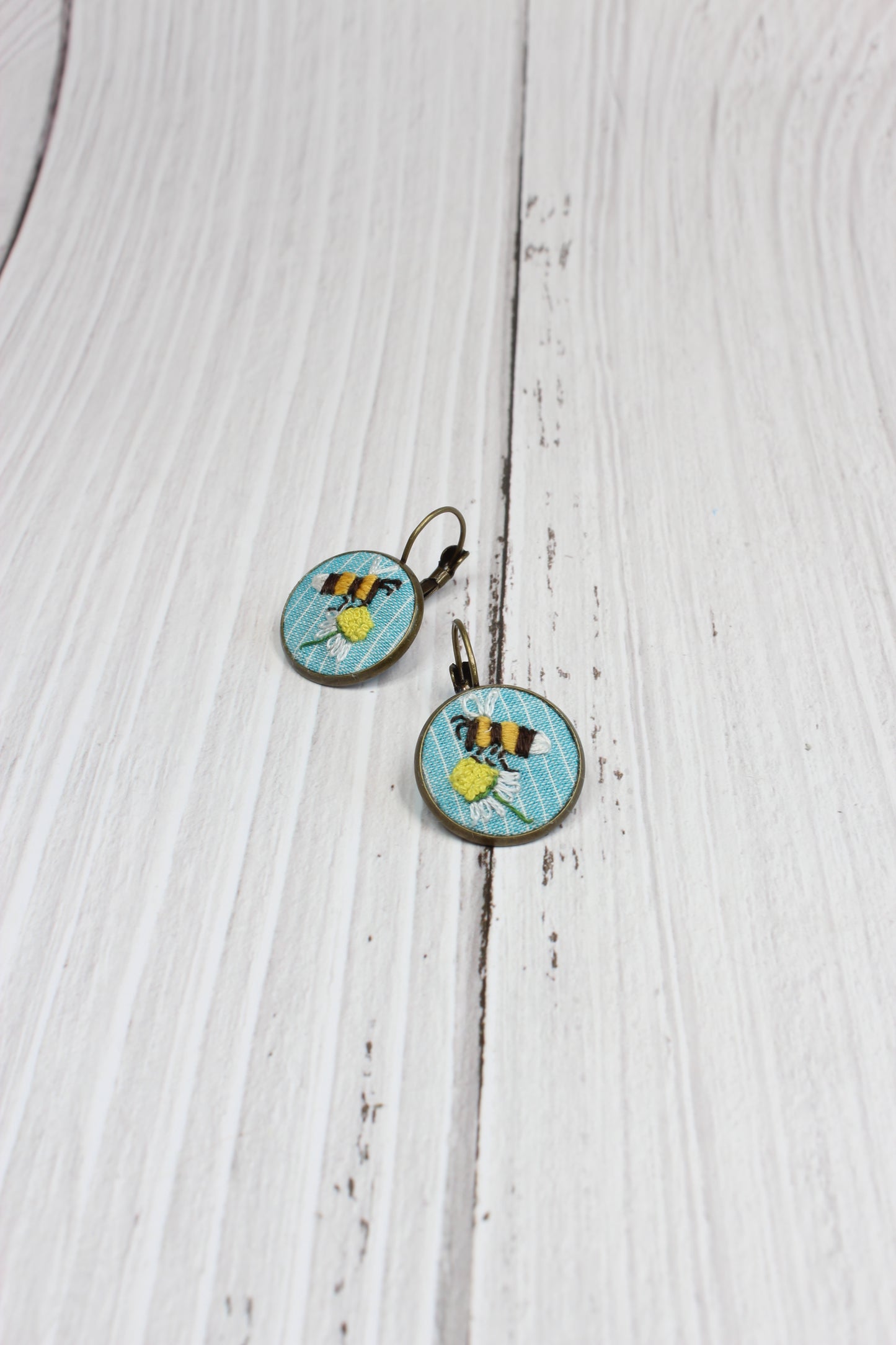 Embroidery Bee & Daisy Earrings