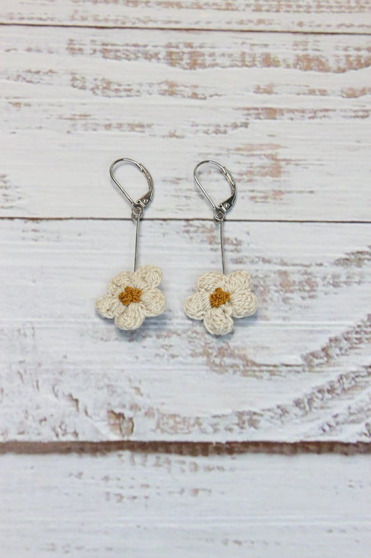 Crochet Off White Daisy Dangling Wire Earrings