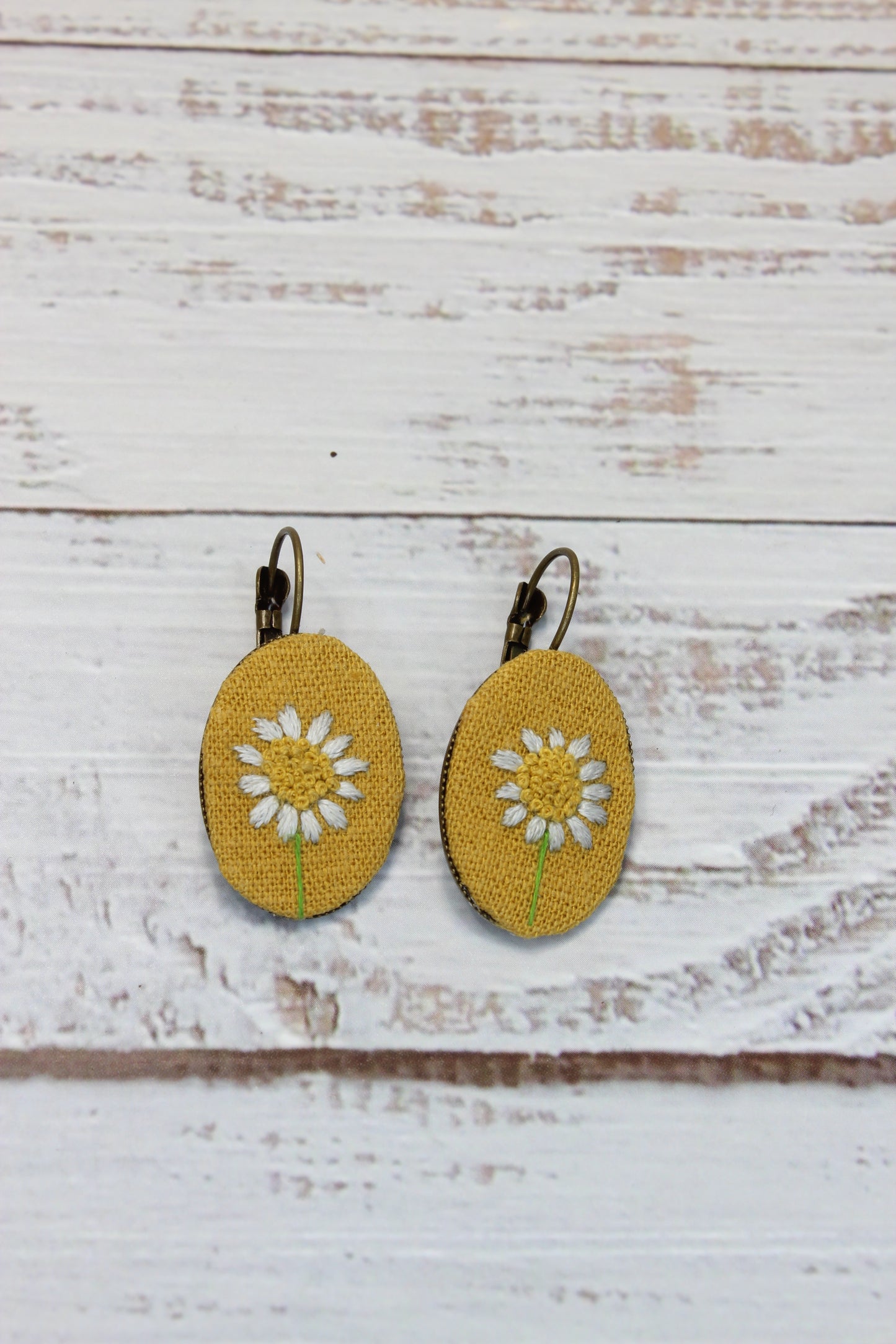 Embroidery Daisy Wire Earrings