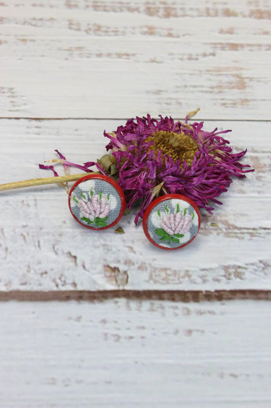 Embroidery Flower Red Studs
