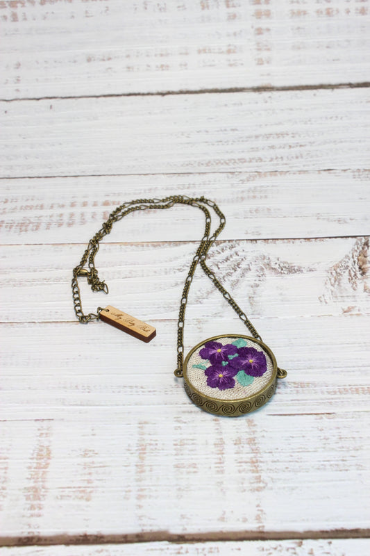 Embroidery Dark Purple Pansies Necklace