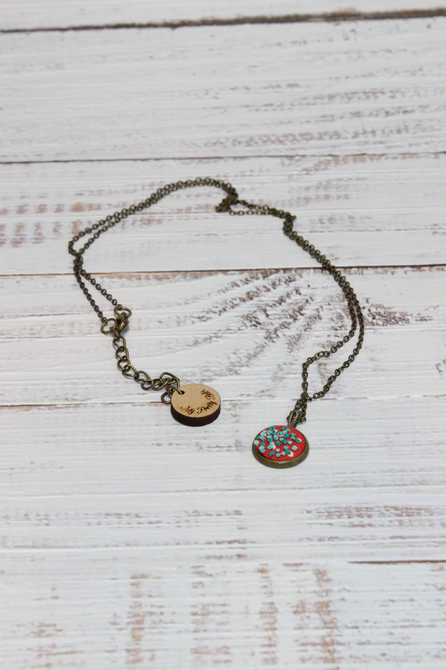 Embroidery Green Dots Necklace