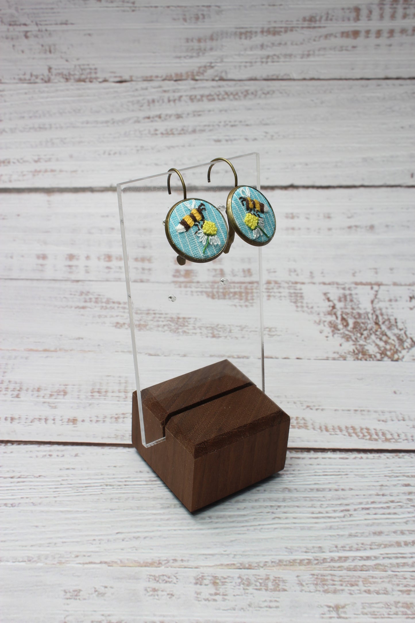 Embroidery Bee & Daisy Earrings