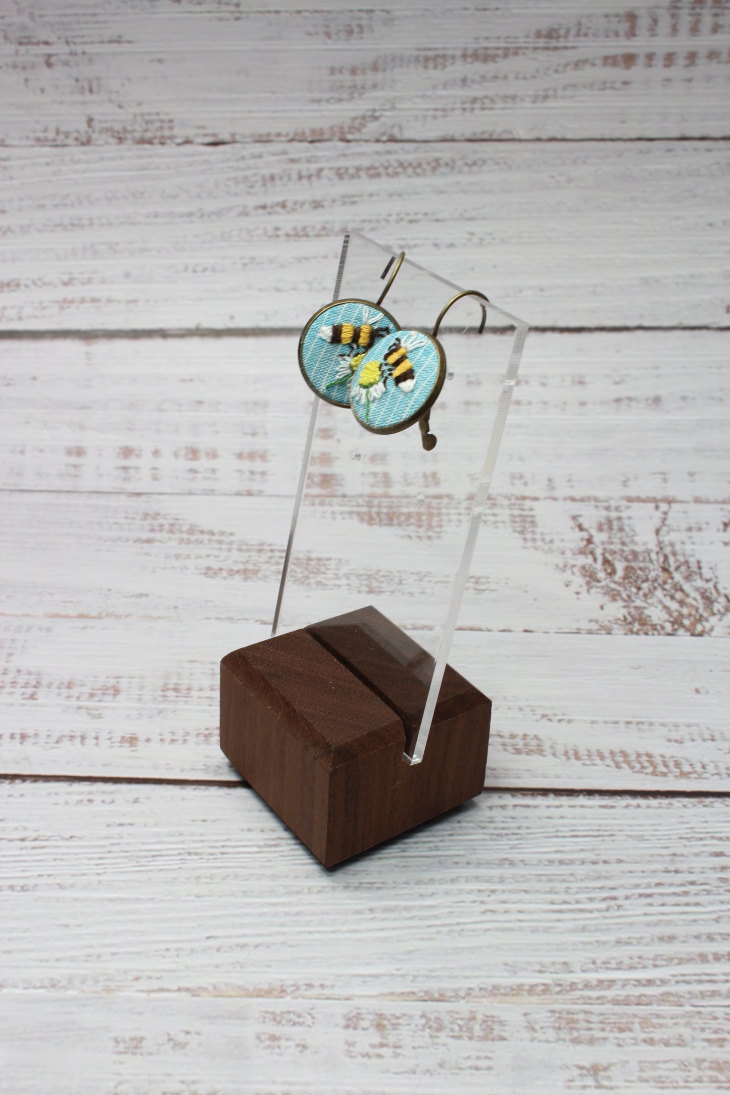 Embroidery Bee & Daisy Earrings