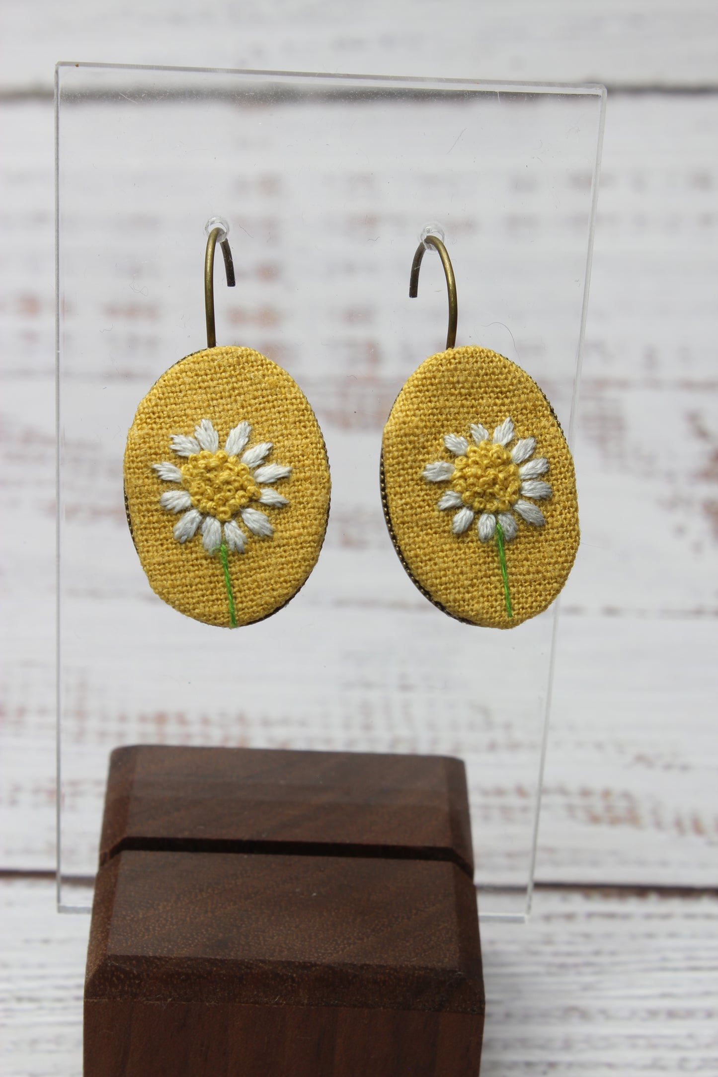 Embroidery Daisy Wire Earrings