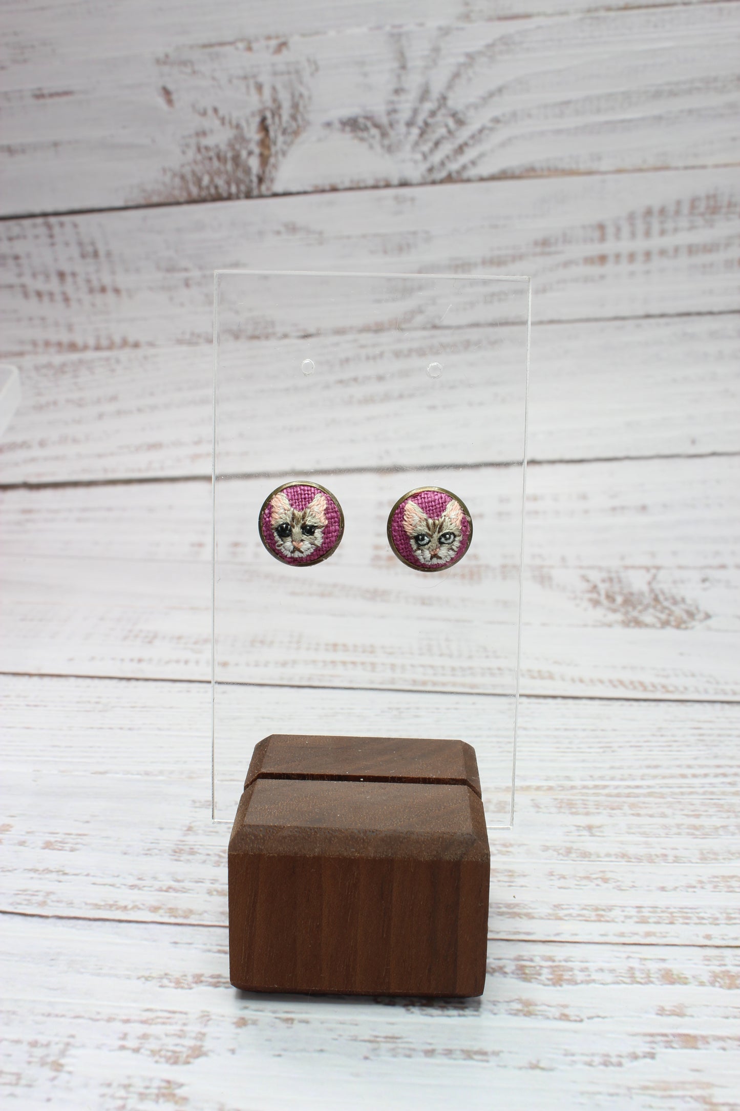 Embroidery Cat Studs Earrings