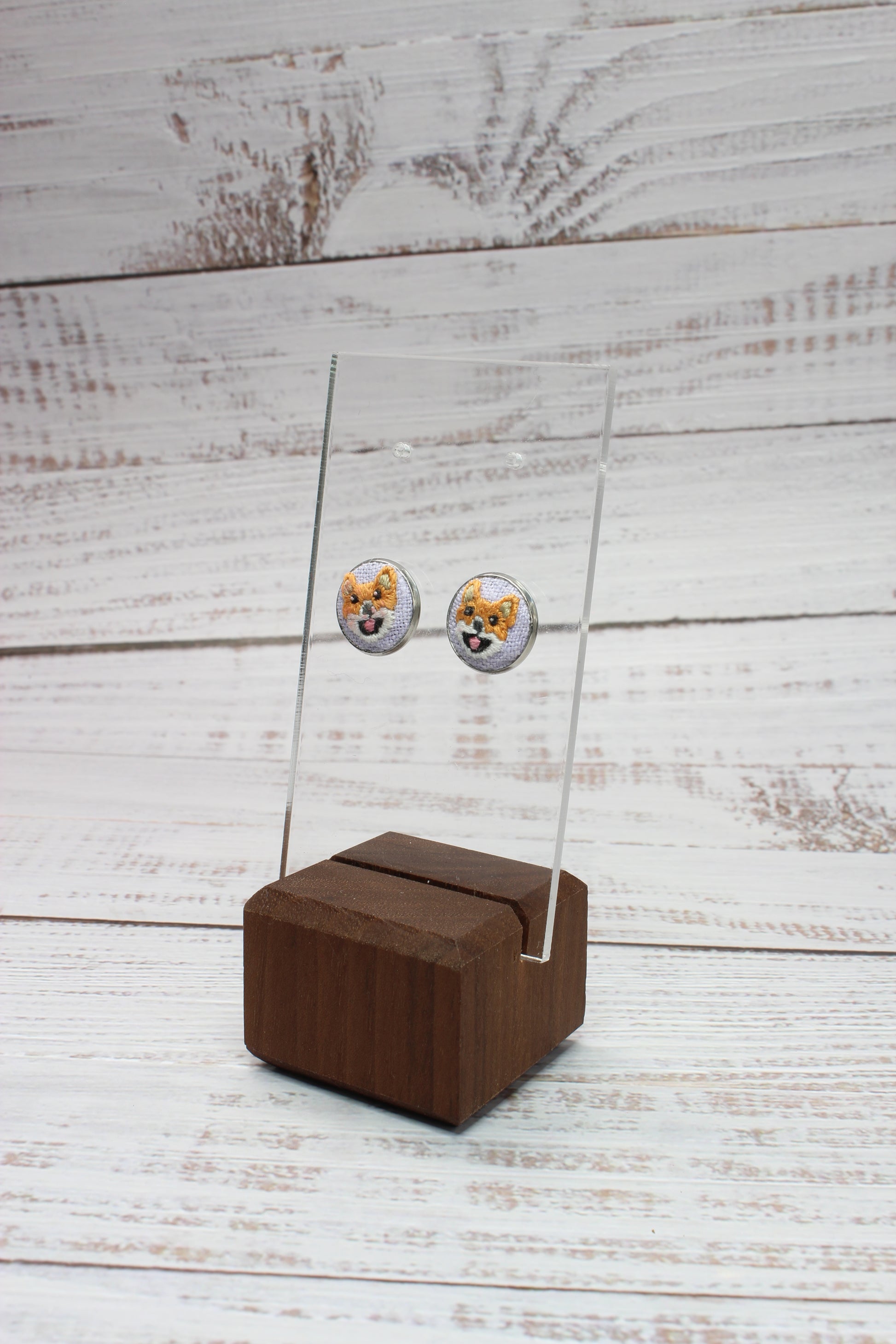 Embroidery Shiba Studs Earrings