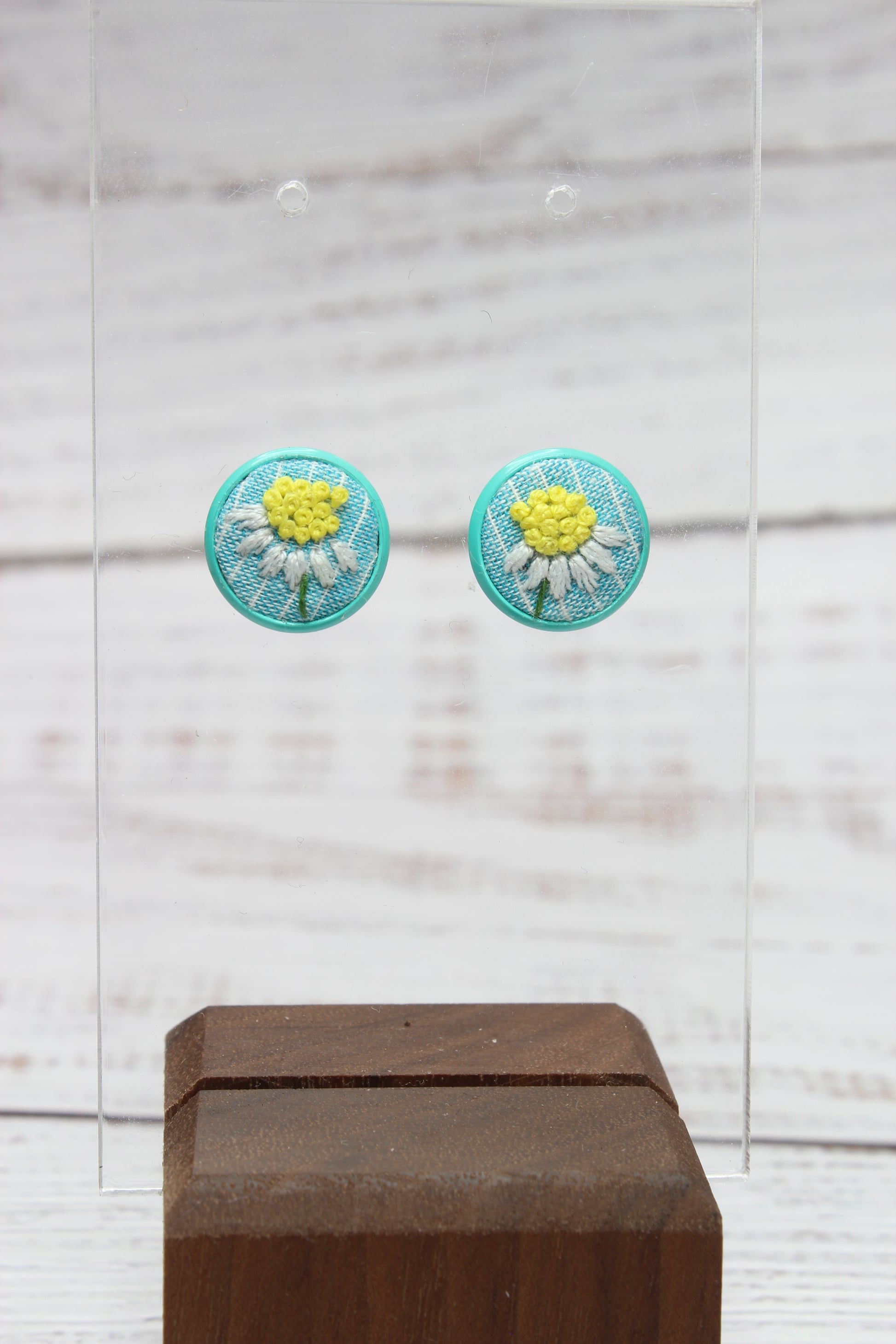 Embroidery Daisy Blue Studs