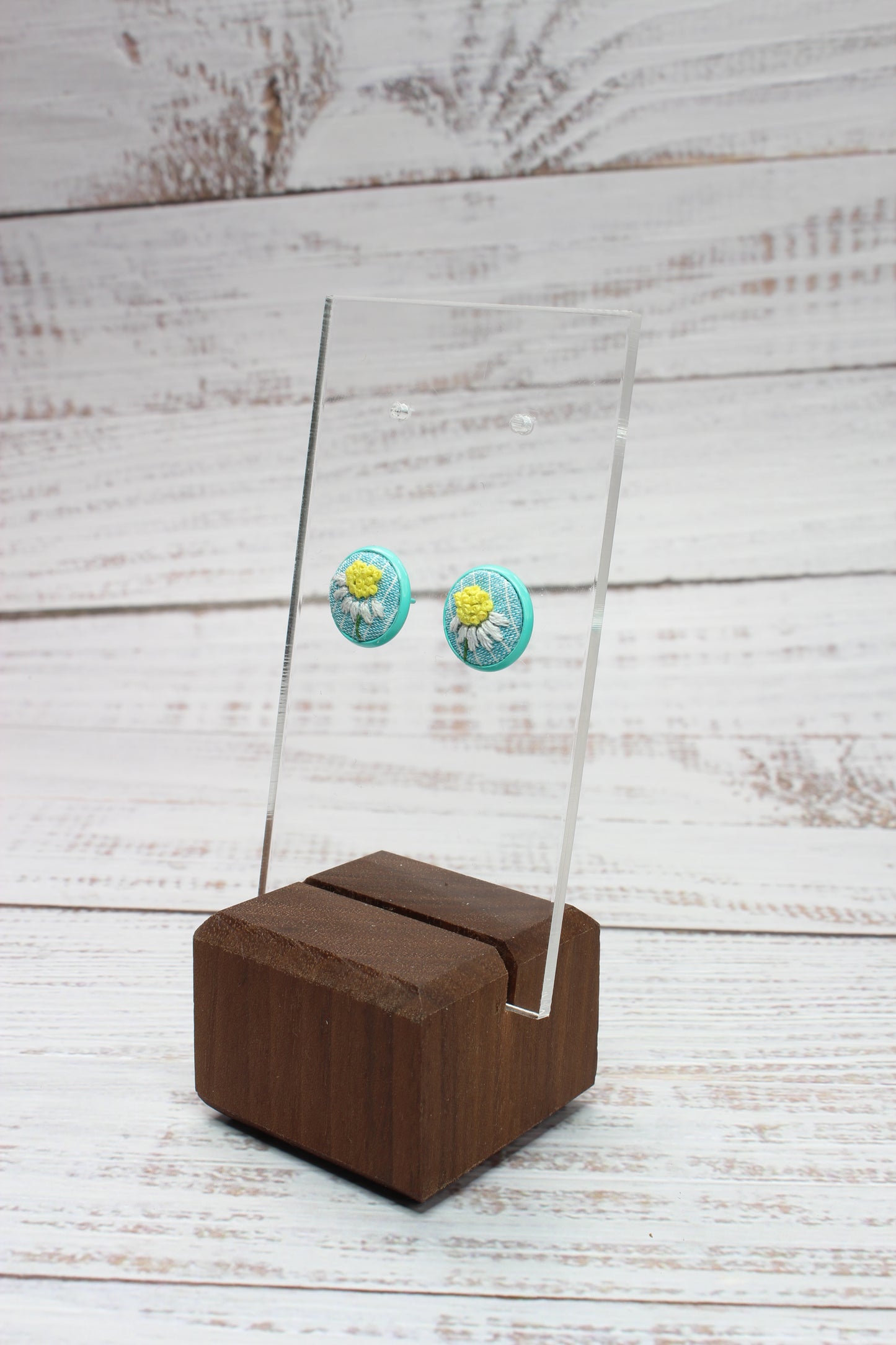 Embroidery Daisy Blue Studs