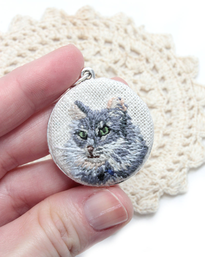 Custom Embroidery Pet Portrait Christmas Ornament