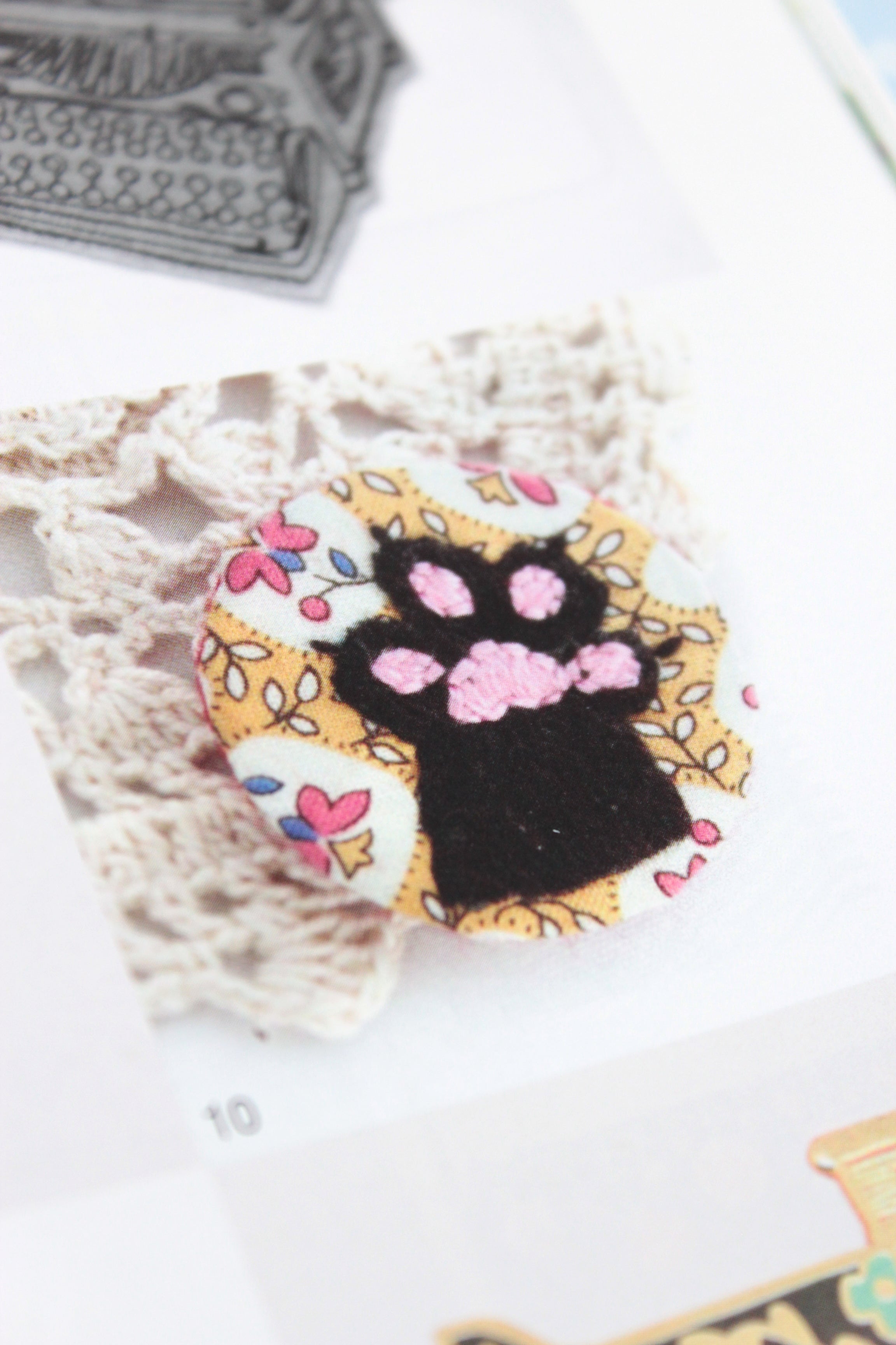 Flow Magazine My Pretty Babi Feature Cat Paw Embroidery Brooch