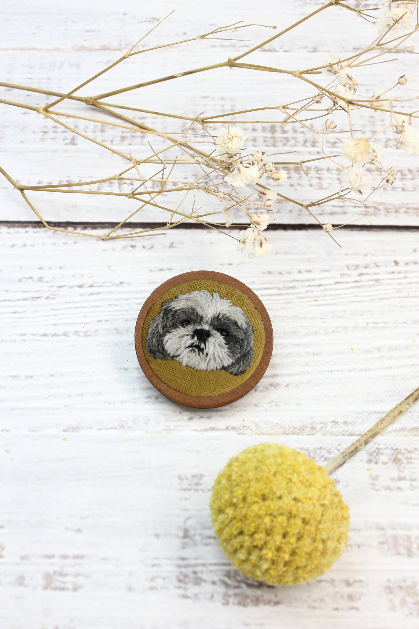 Embroidery Custom Pet Portrait | 1" Wood Brooch