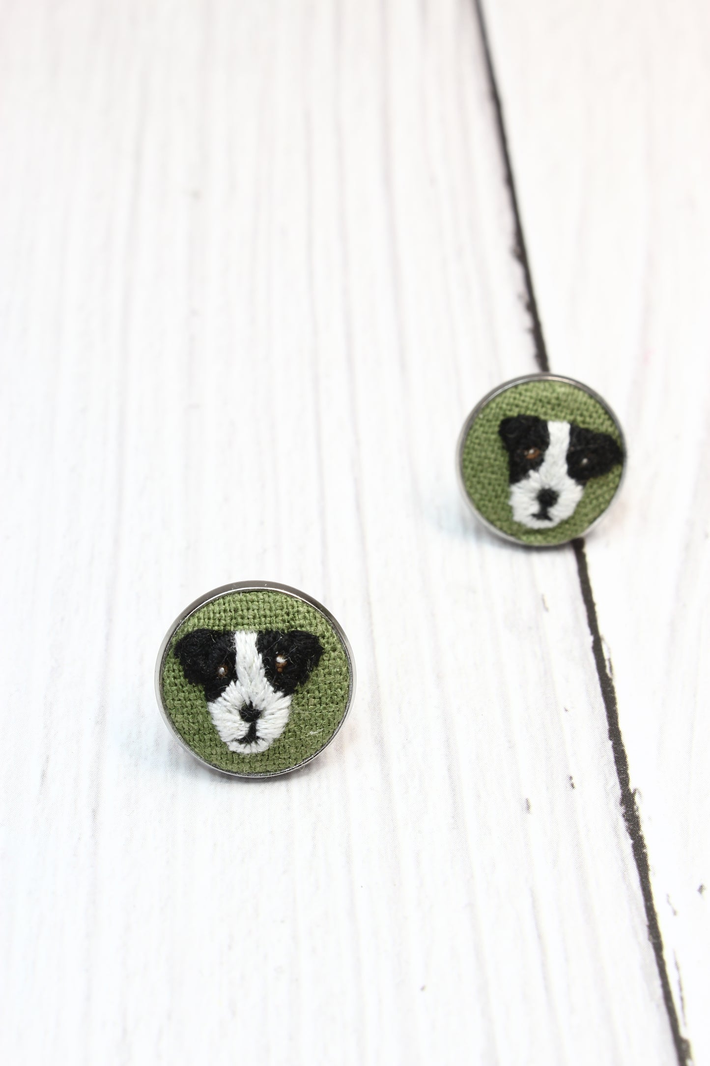 Embroidery Jack Russell Studs #60C