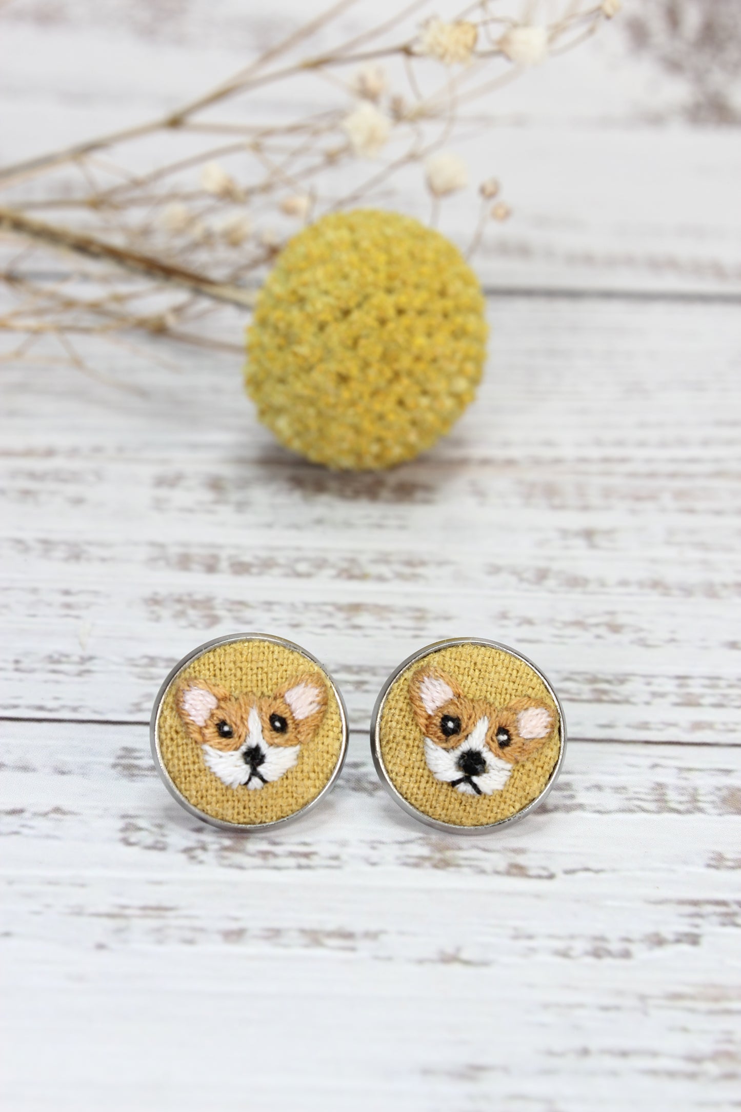 Embroidery Corgi Studs #51A