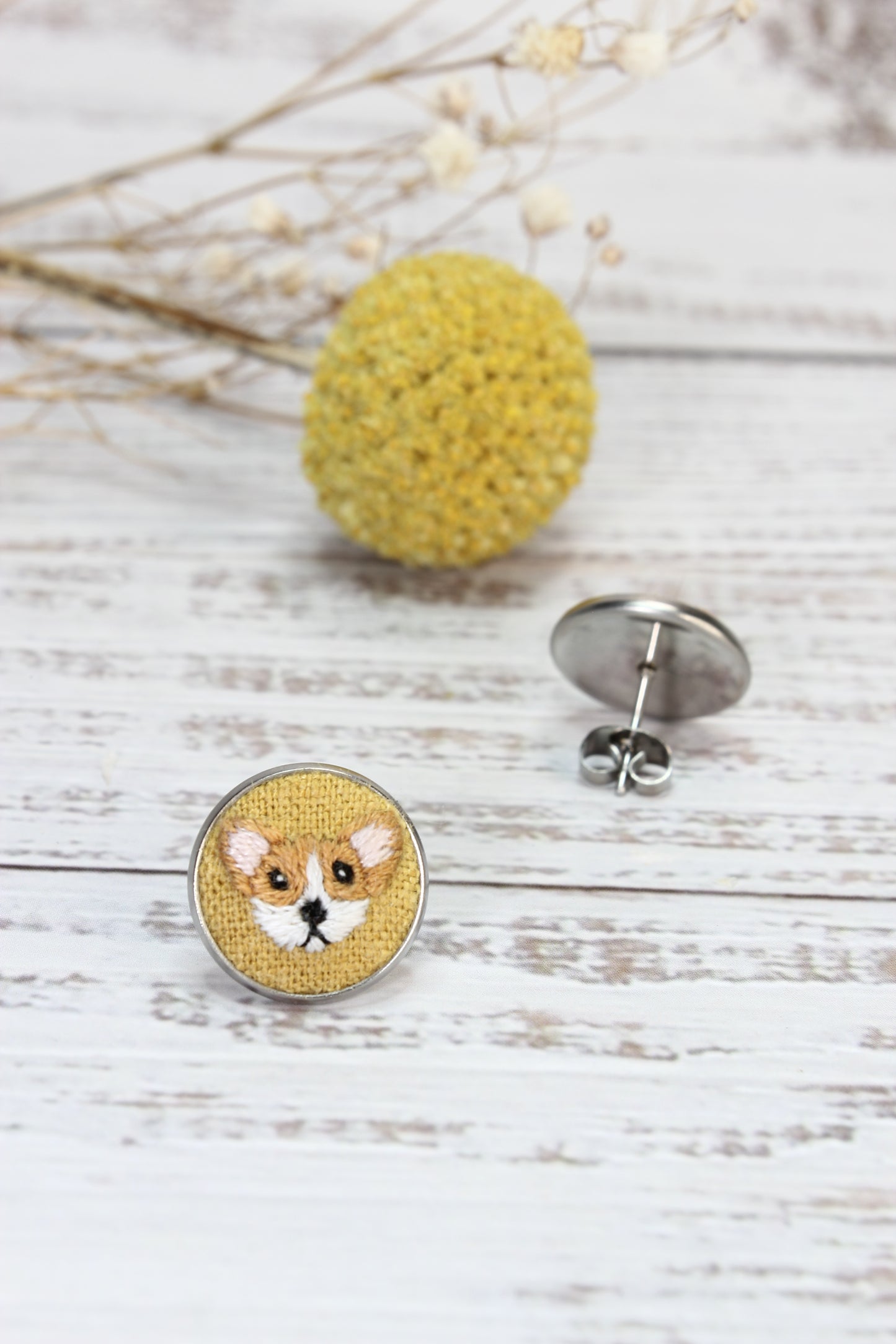 Embroidery Corgi Studs #51A