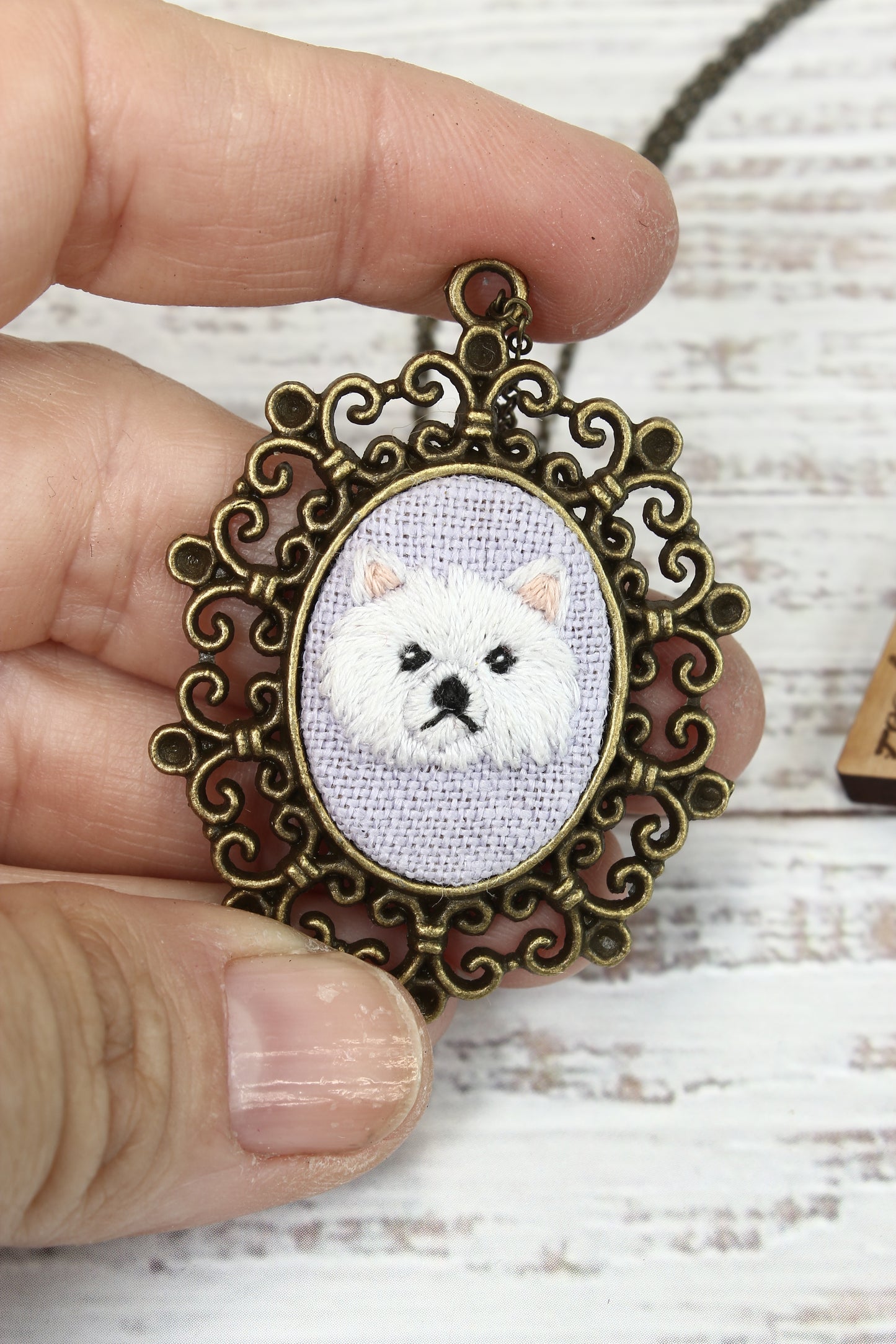 Embroidery Pomeranian Necklace